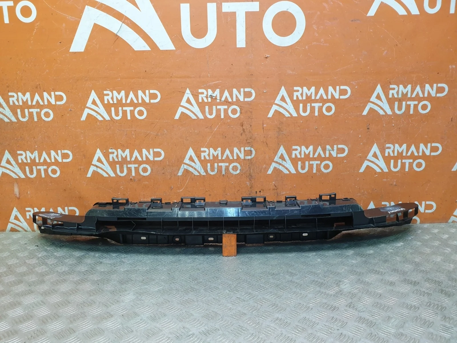 Кронштейн бампера Land Rover Discovery 2016-нв 5