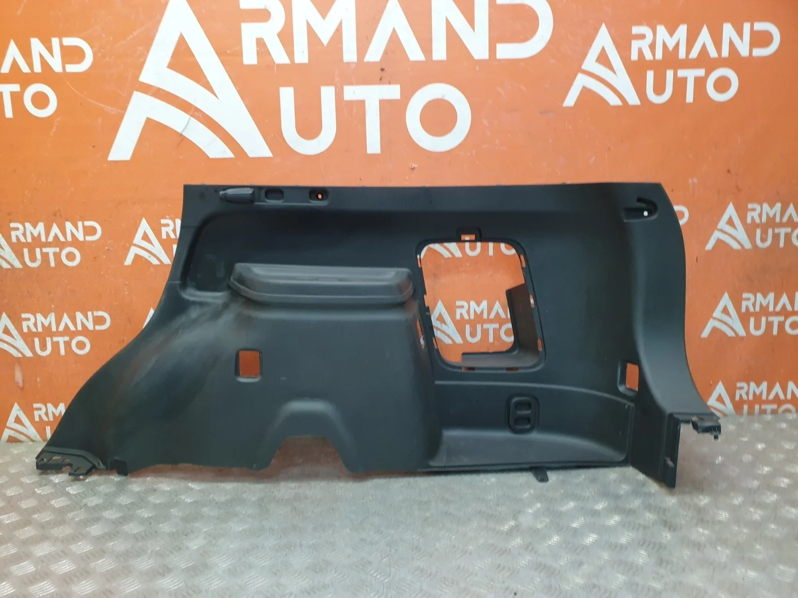 Обшивка багажника Mitsubishi Outlander 2012-нв 3