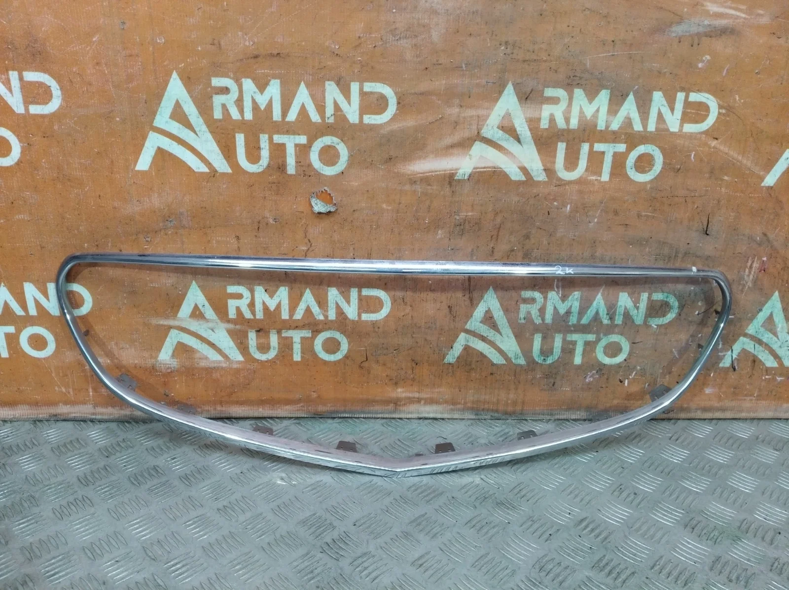 Окантовка решетки радиатора Mercedes -Class 2013-2016 W212, S212