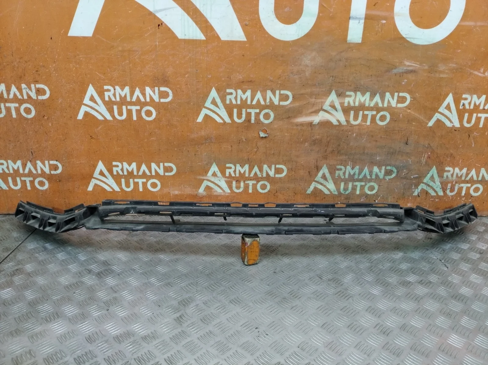 Кронштейн бампера Mercedes -Class 2016-2020 W213, S213