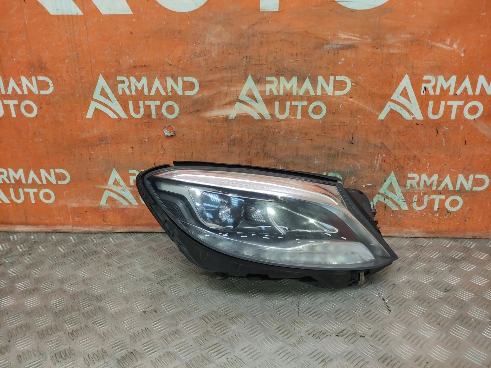 Фара Mercedes -Class 2013-2017 W222