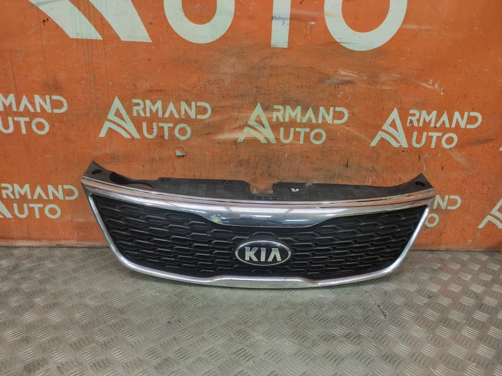 Решетка радиатора Kia Sorento 2012-2019 XM