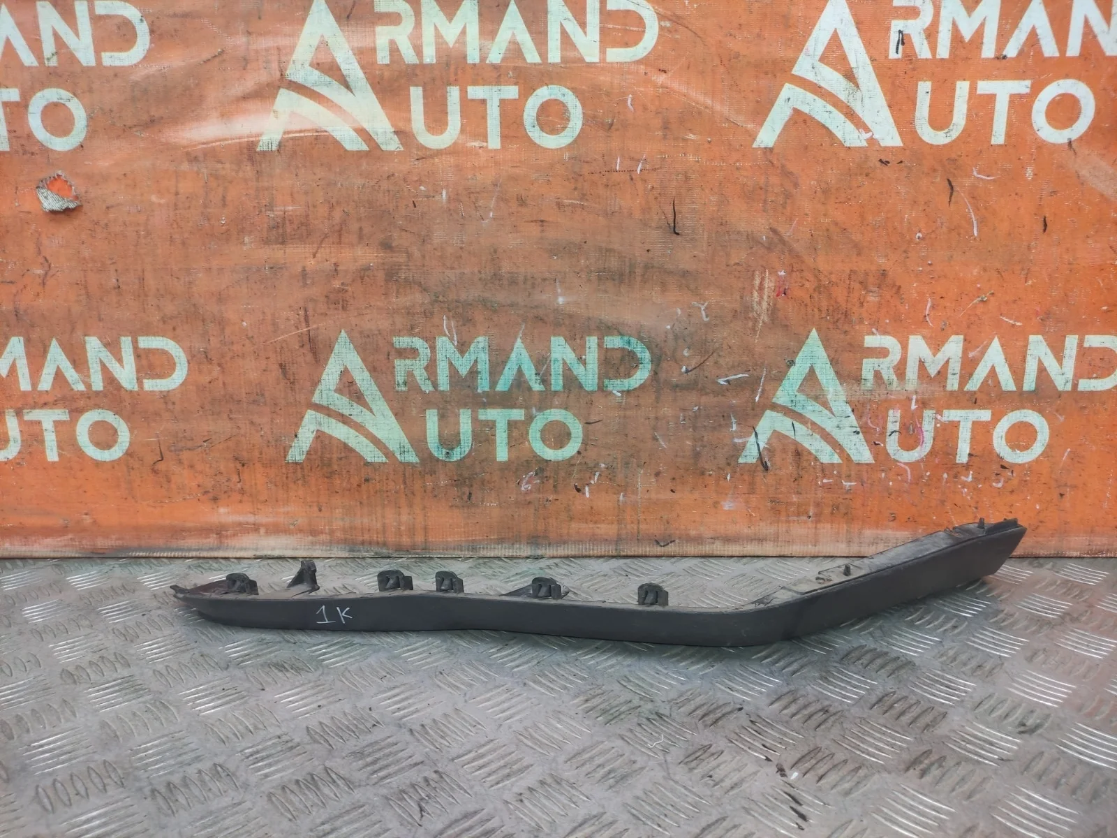 Накладка бампера Lexus RX 2015-2019 4