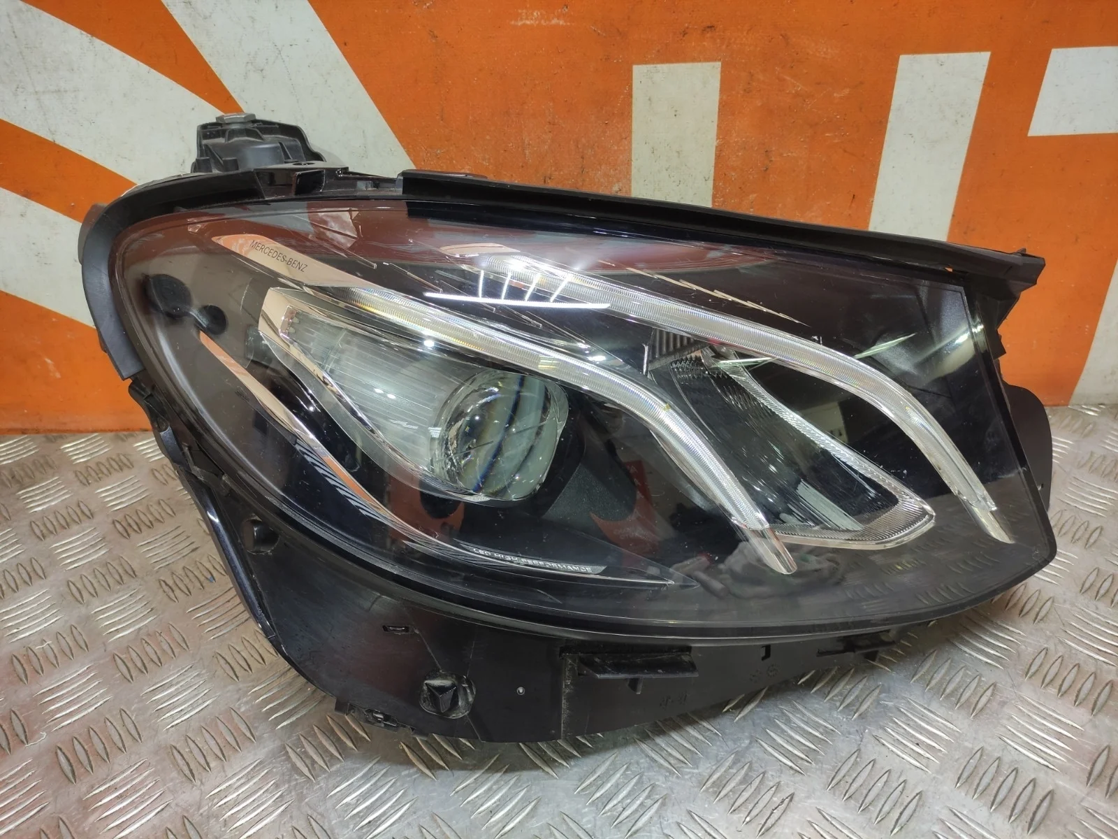 Фара Mercedes -Class 2016-2020 W213, S213, C238