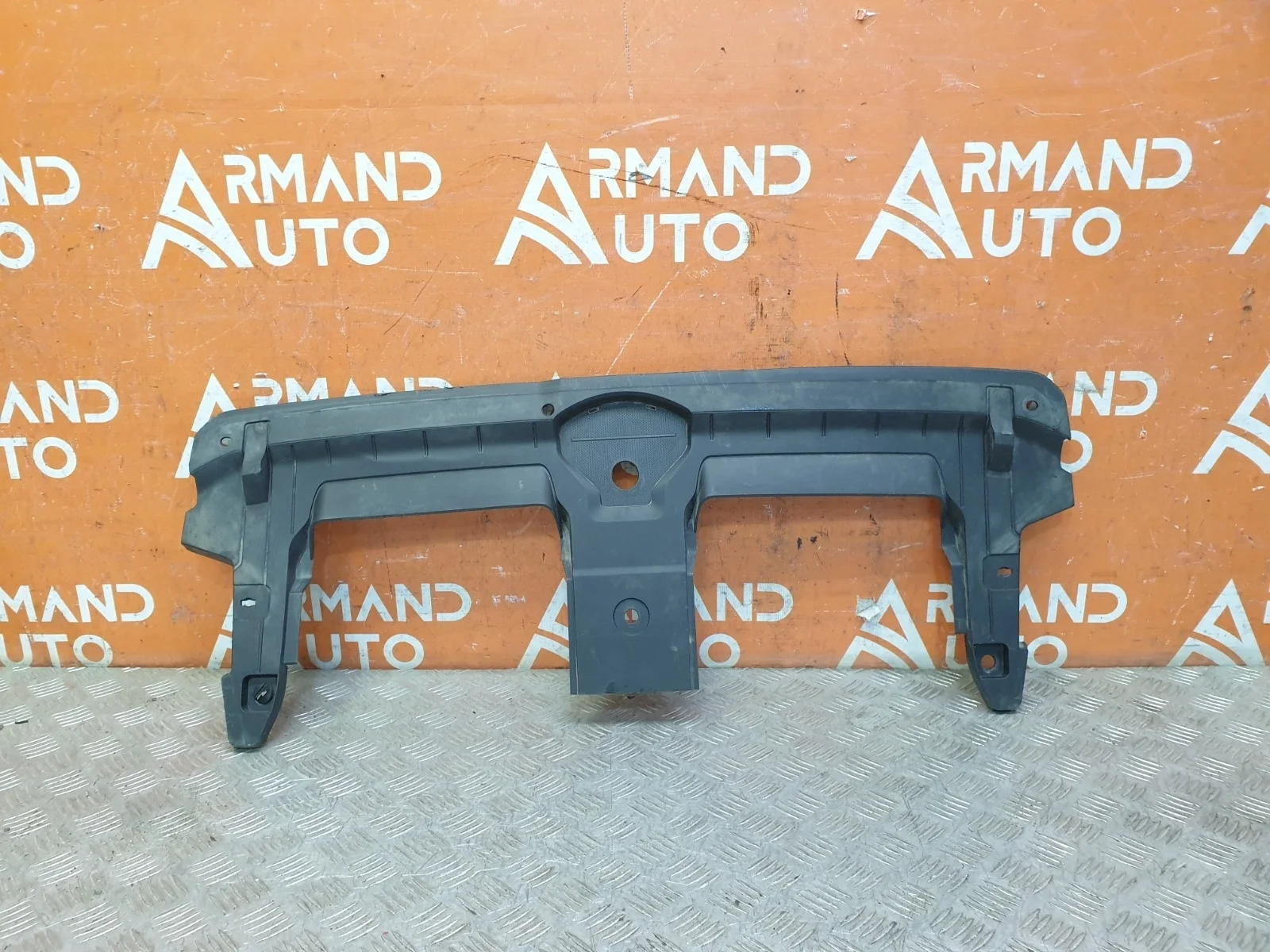 Кожух замка капота Audi Q7 2015-нв 4M