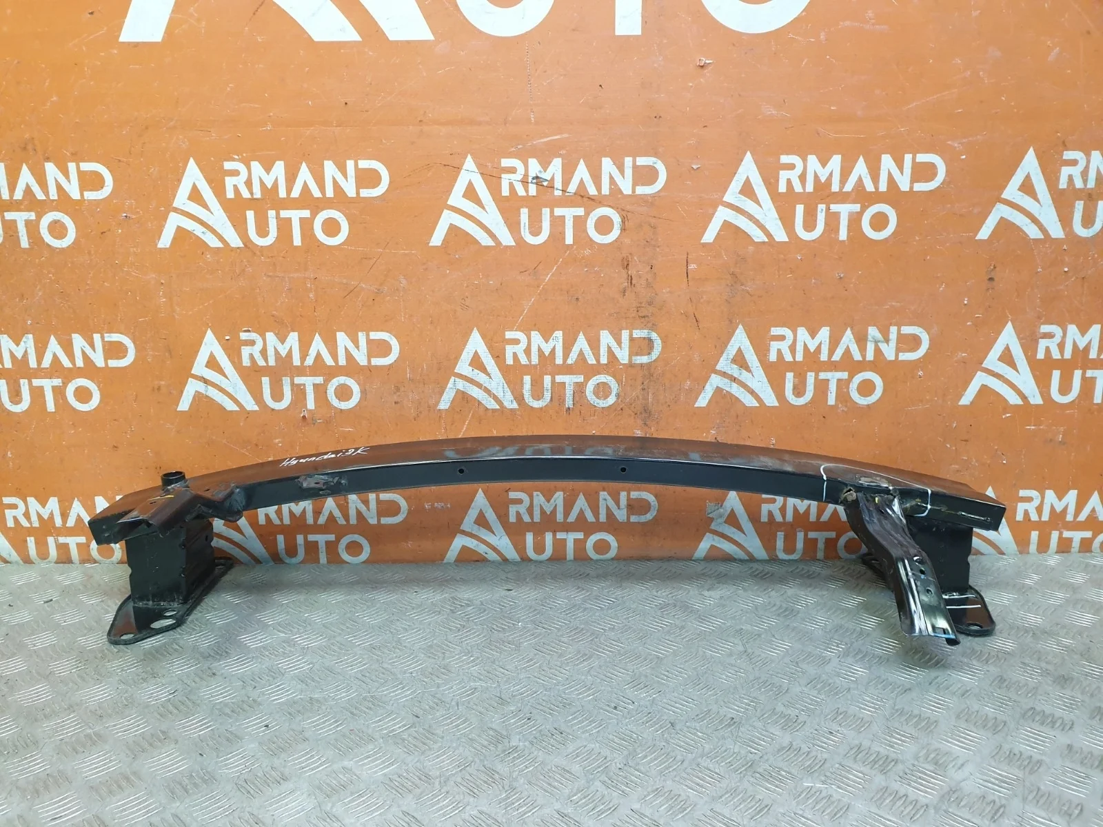 Усилитель бампера Hyundai Solaris 2017-нв