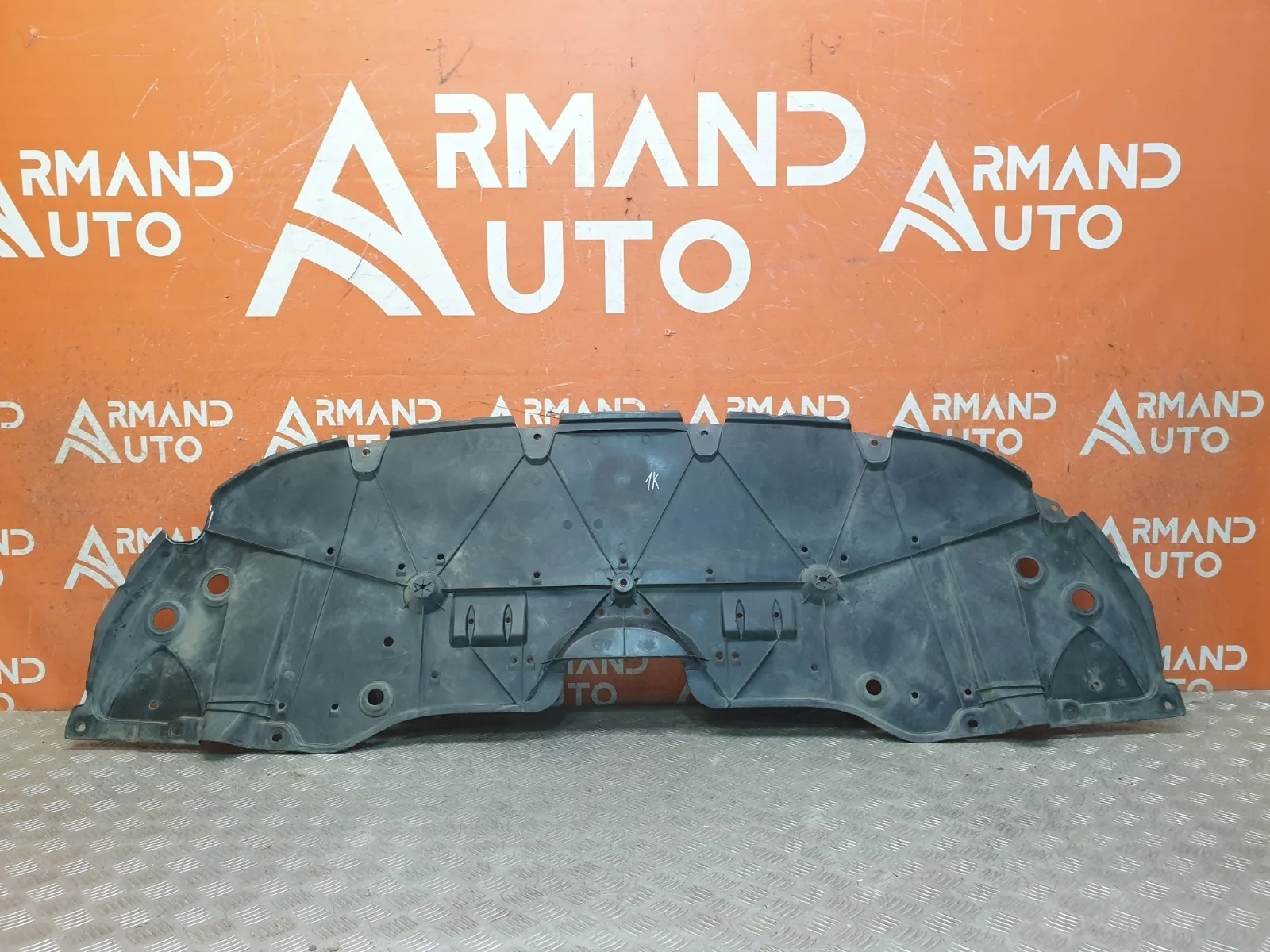 Пыльник бампера Toyota Camry 2017-2021 8 XV70