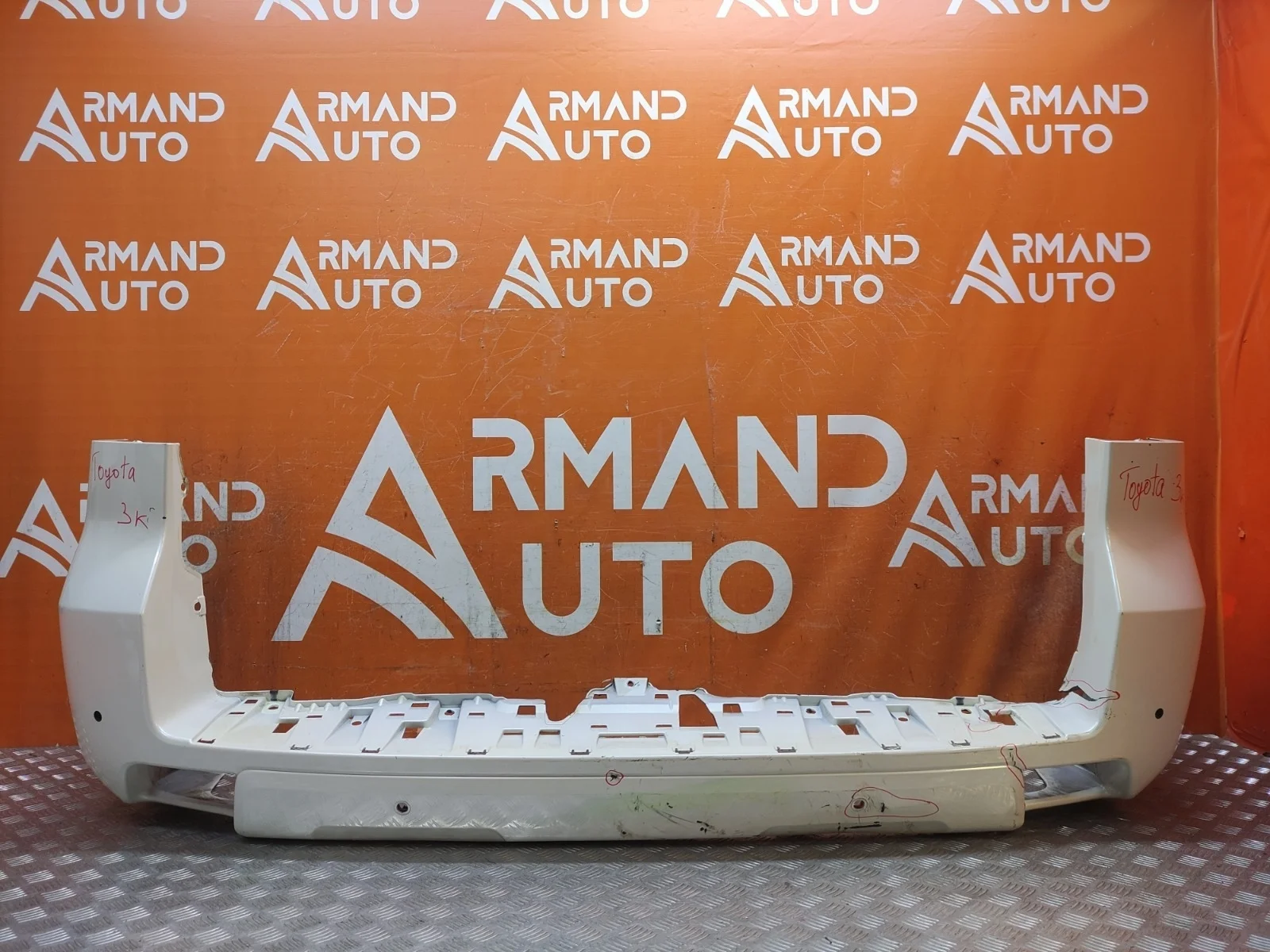 Бампер Toyota Land Cruiser Prado 2017-нв 150