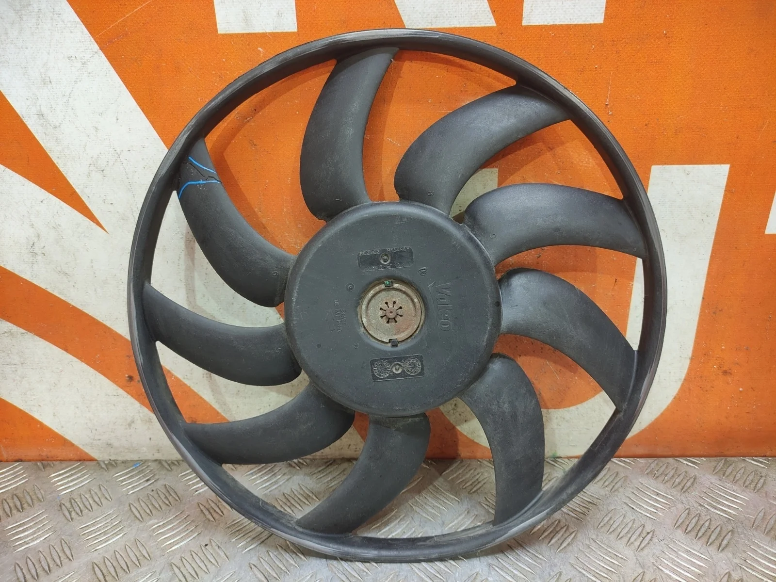 Вентилятор радиатора Audi Q3 2018-нв F3