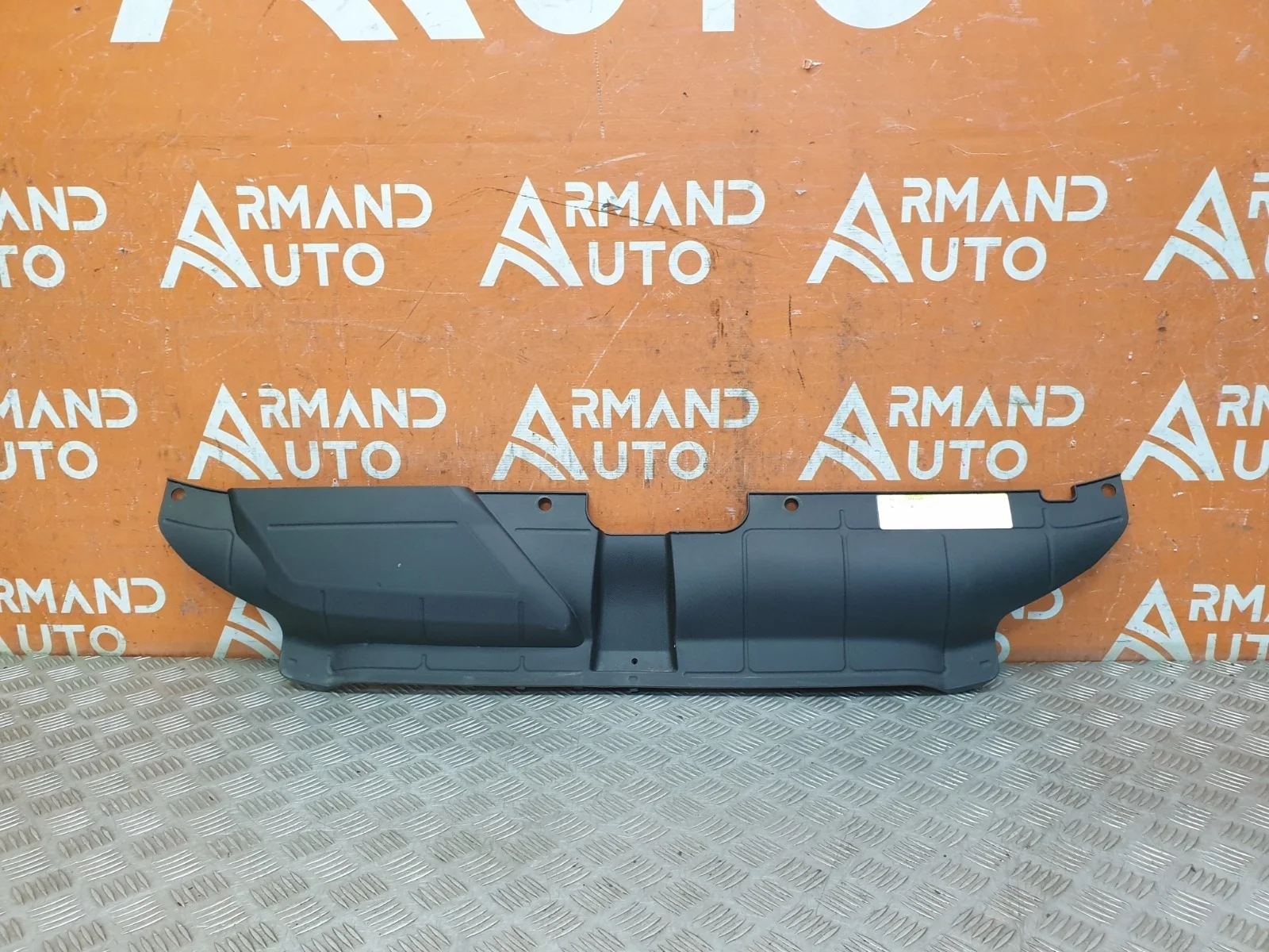 Кожух замка капота Audi A4 2011-2015 B8