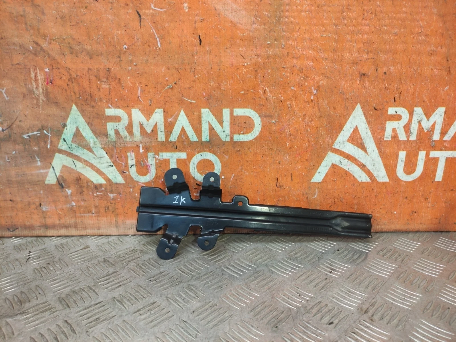 Кронштейн радарного датчика Mercedes ML GLE-Class 2015-2018 W166