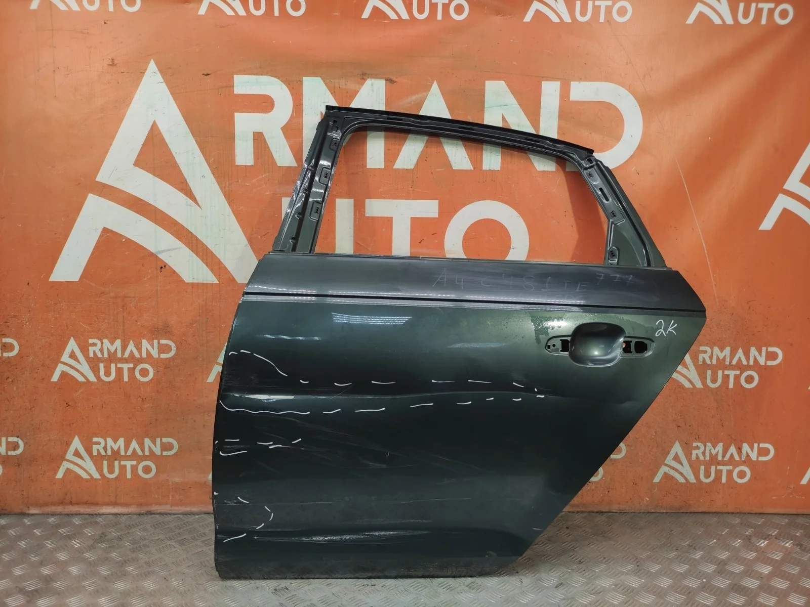 Дверь Audi A4 2015-2020 B9