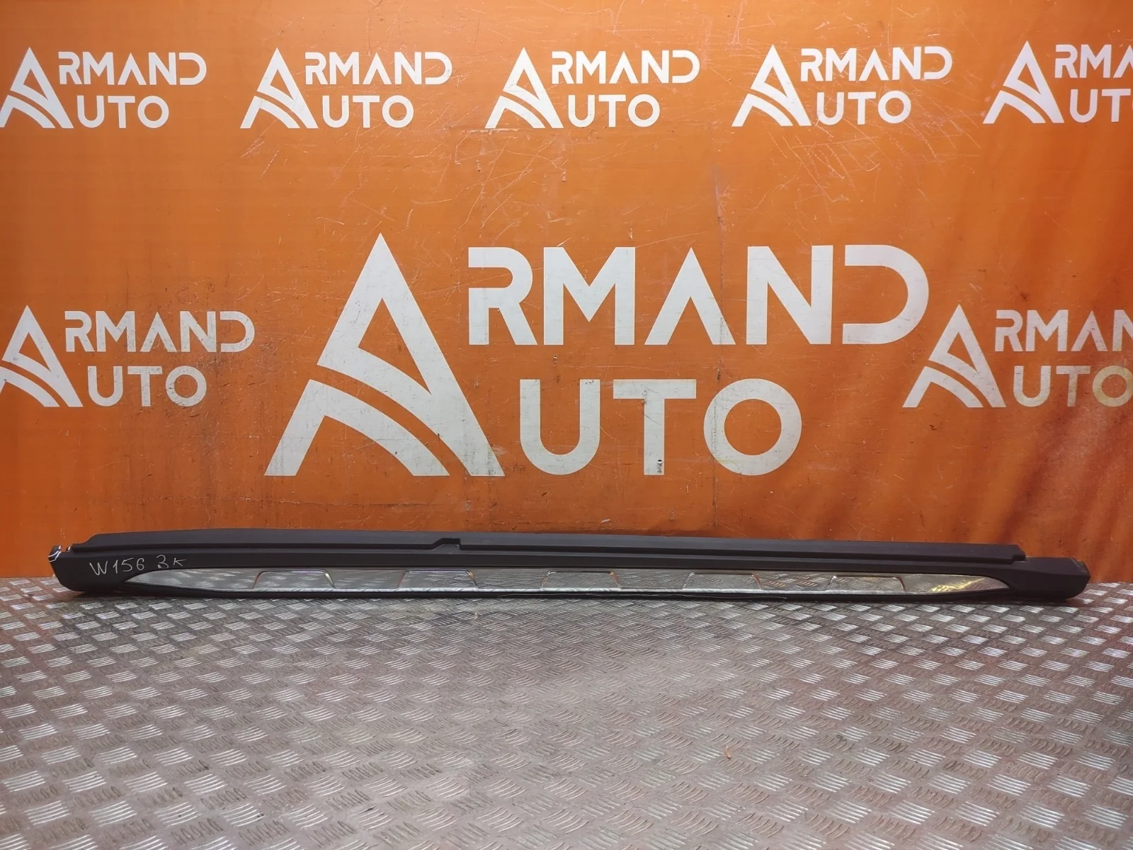 Накладка порога Mercedes GLA-Class 2013-2020 X156