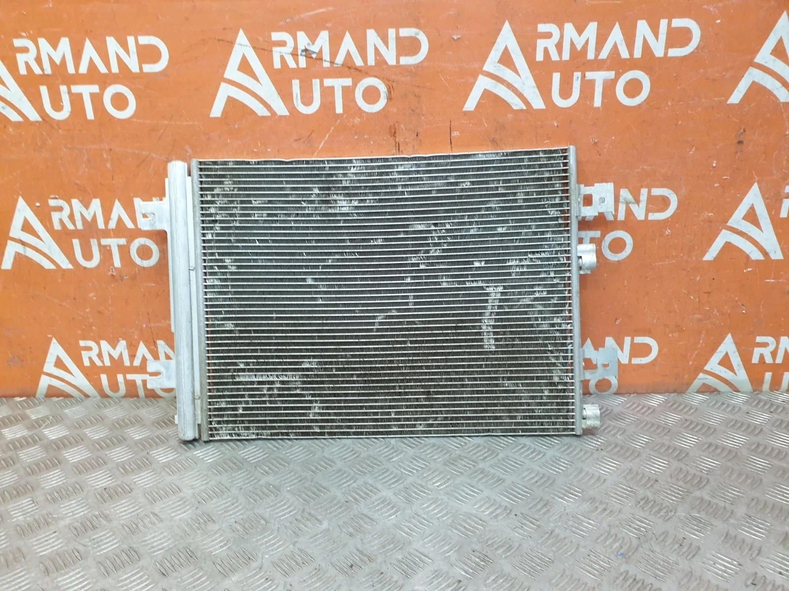 Радиатор кондиционера Renault Duster 2010-2015