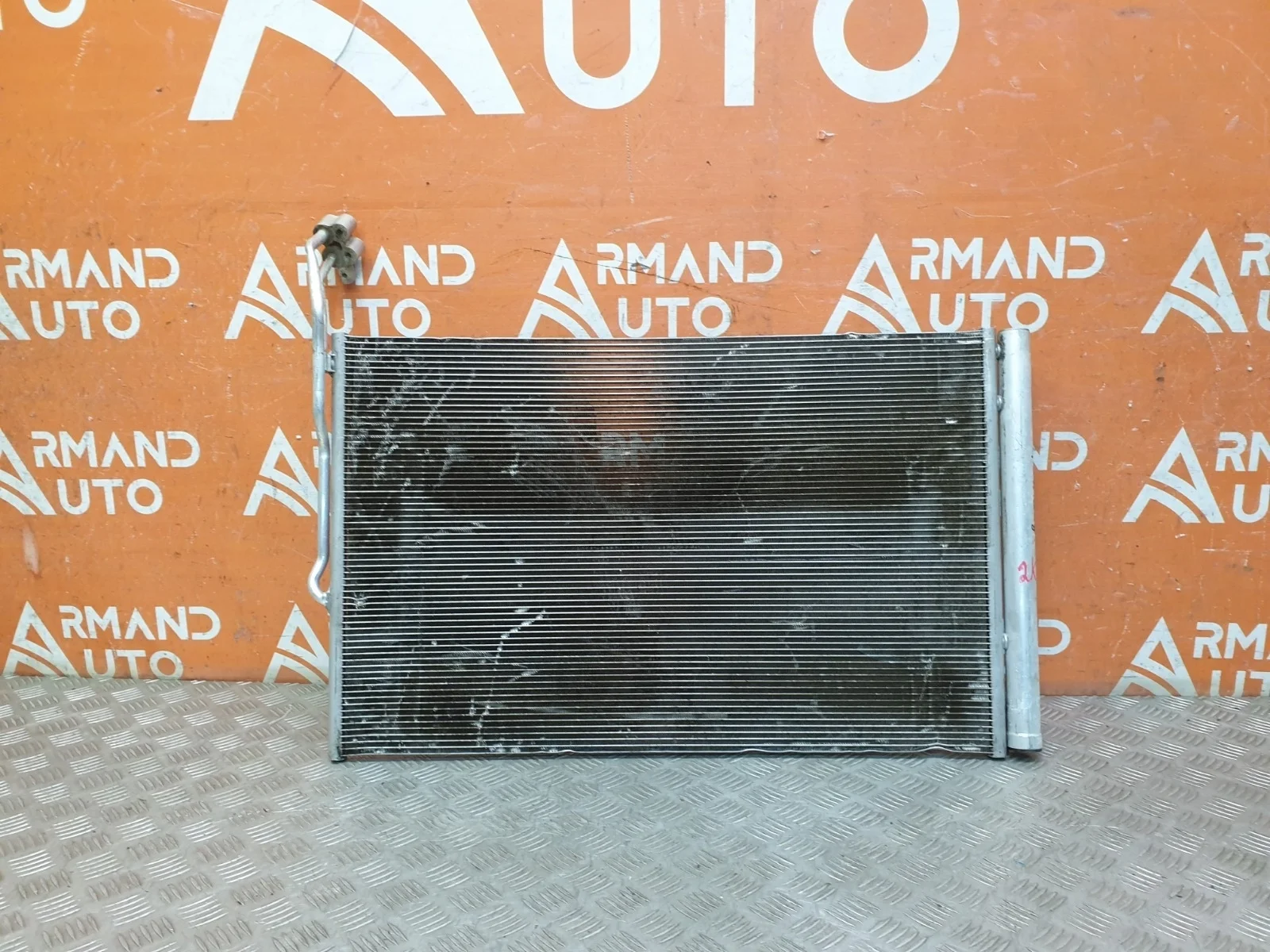 Радиатор кондиционера Volkswagen Touareg 2010-2018