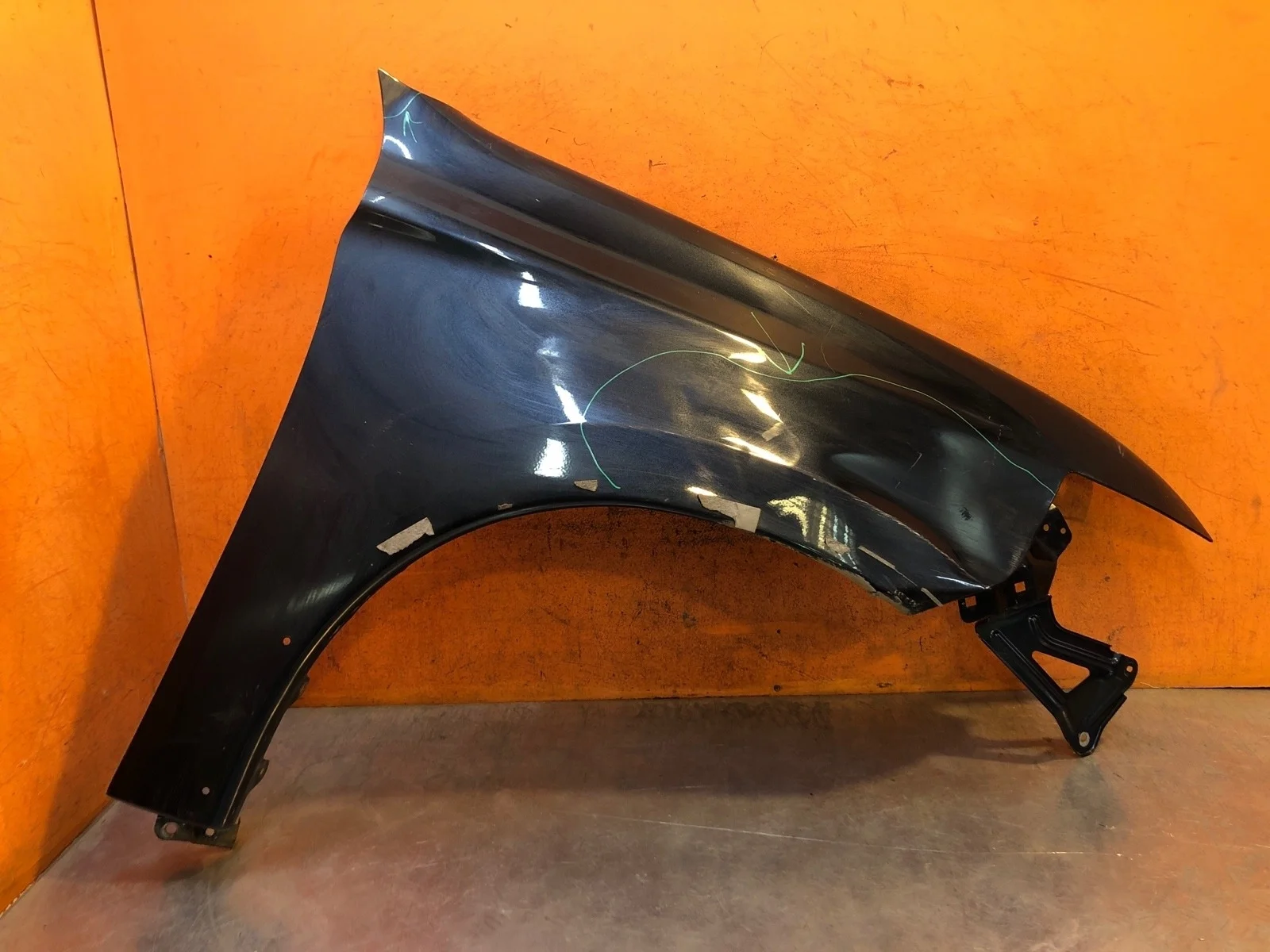 Крыло Mitsubishi Outlander 2015-нв 3