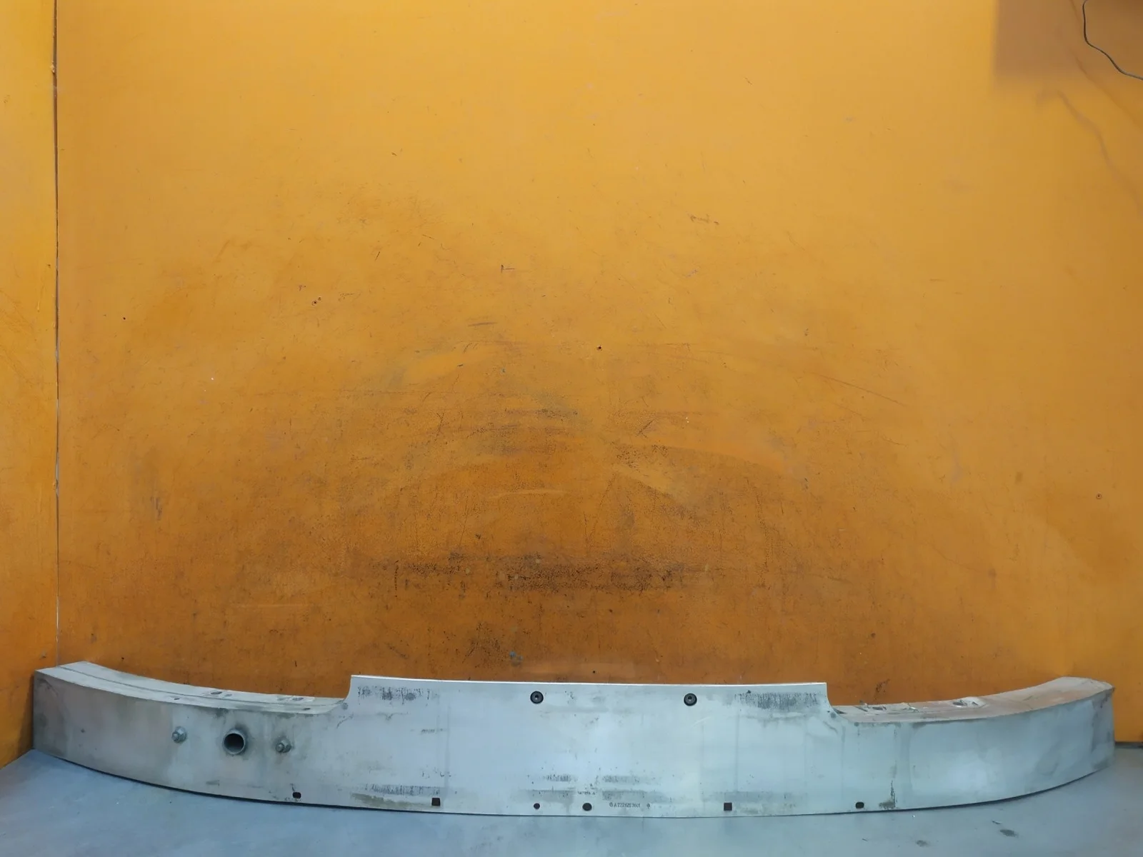 Усилитель бампера Mercedes -Class 2013-2020 W222