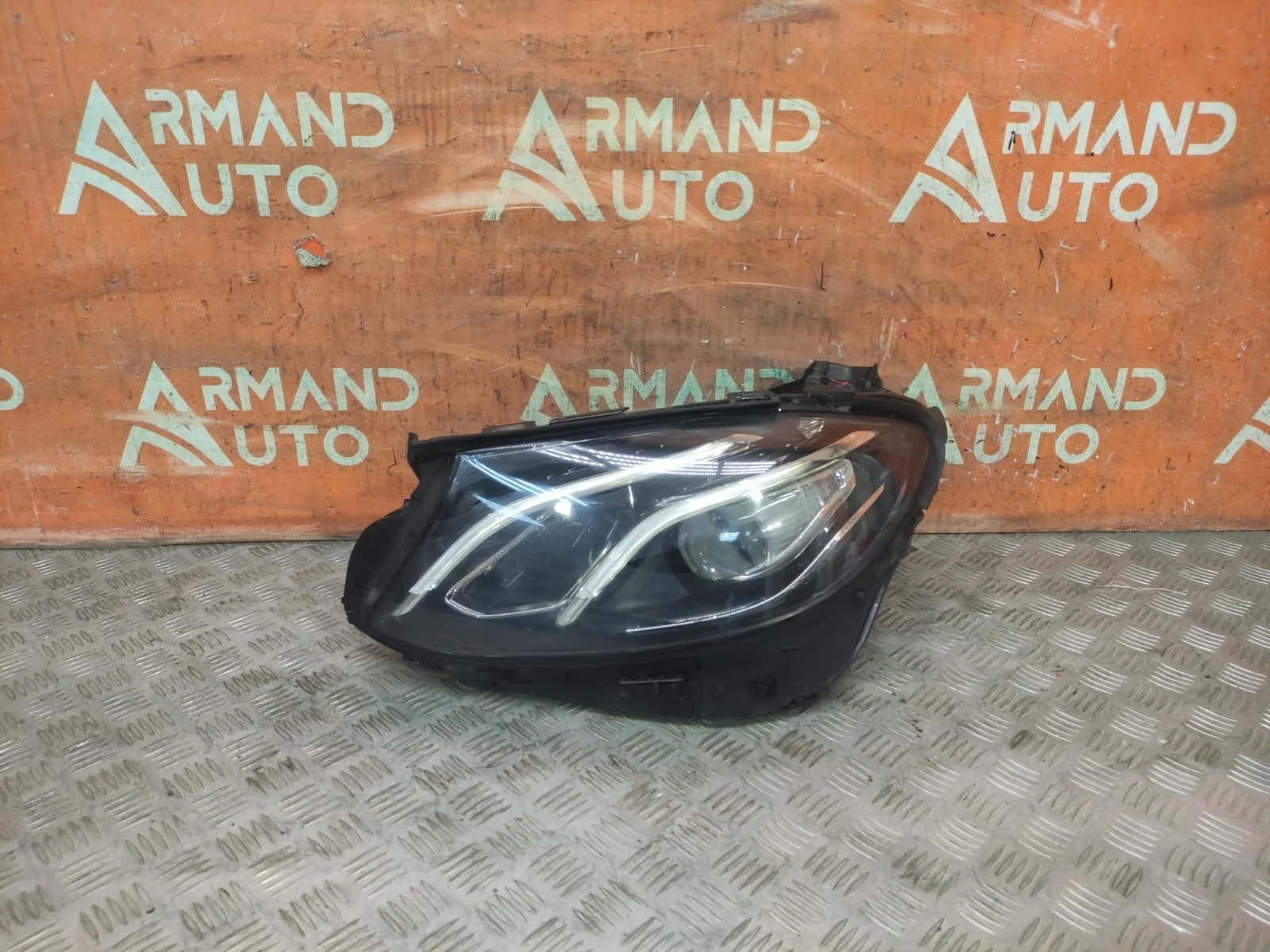 Фара Mercedes -Class 2016-2020 W213, S213, C238