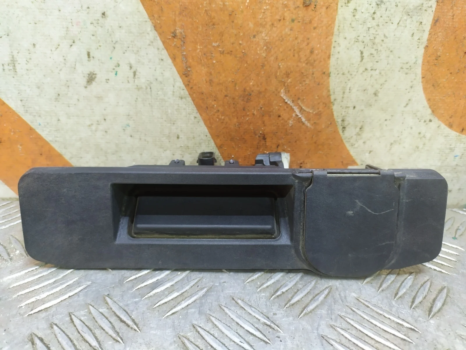 Ручка двери багажника Mercedes V-Class 2014-нв W447