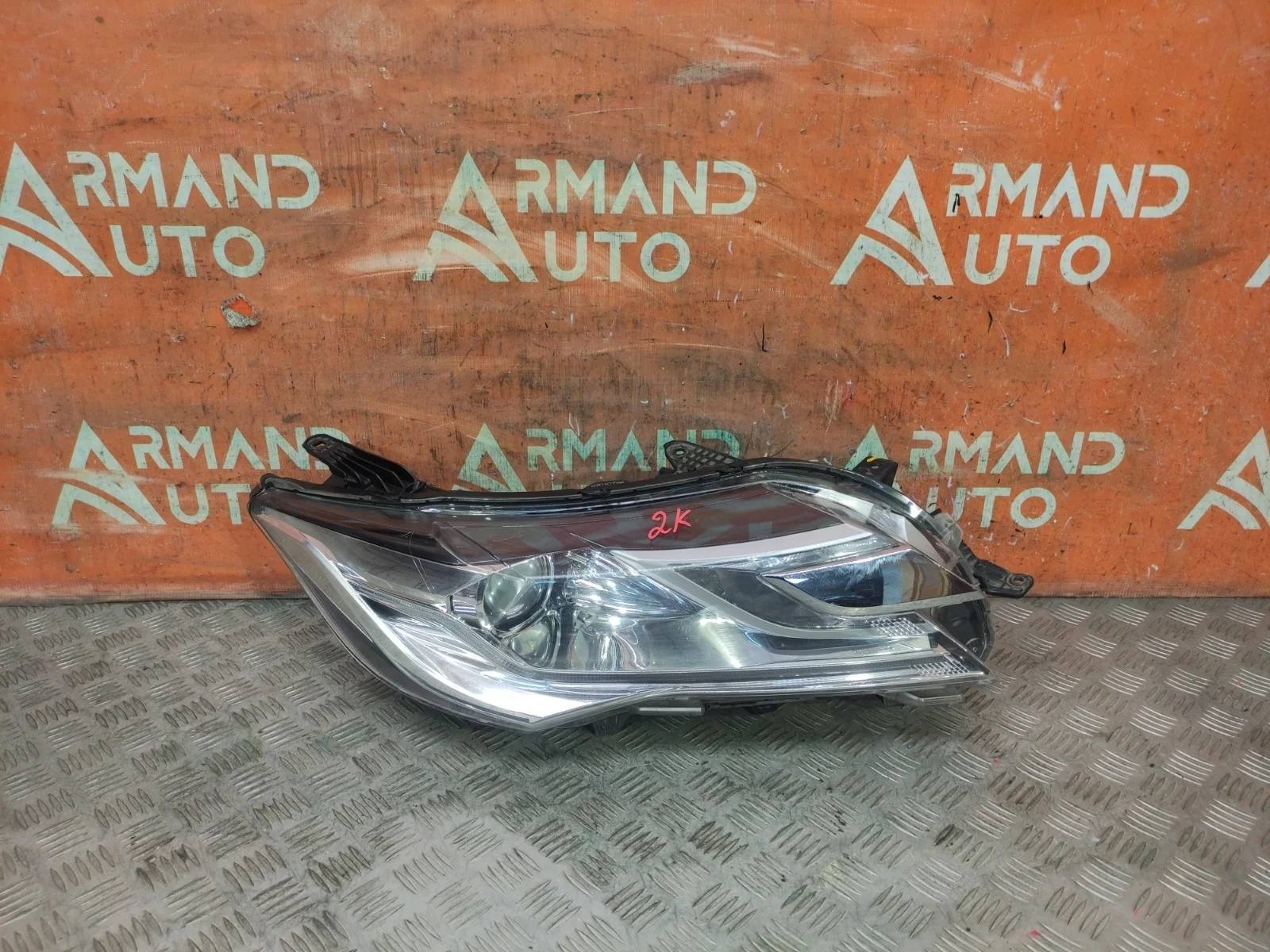 Фара Mitsubishi Pajero Sport 2015-2021 3