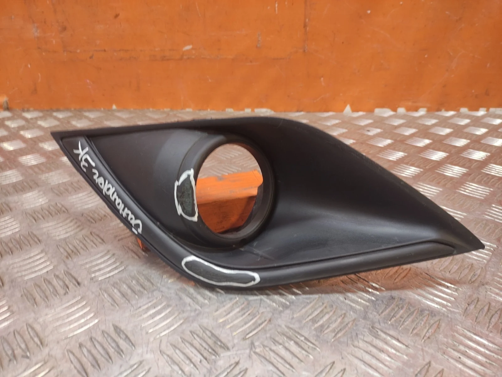 Окантовка птф Mitsubishi Outlander 2018-нв 3