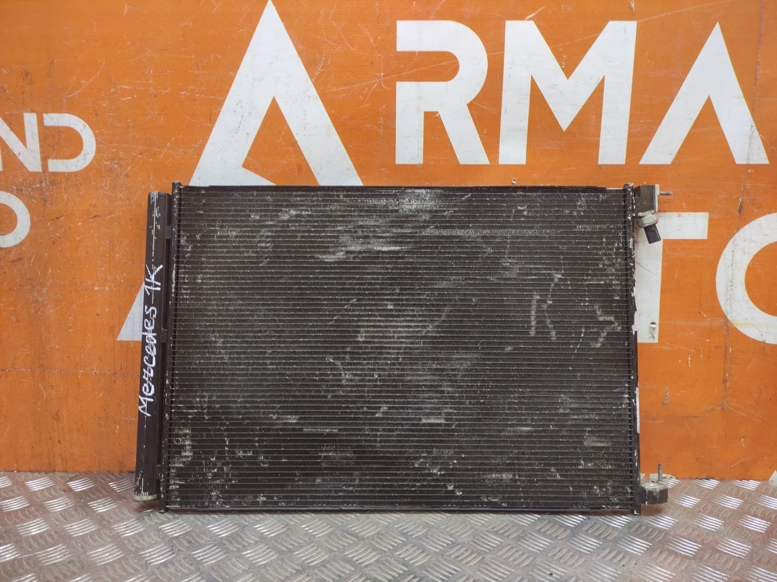 Радиатор кондиционера Mercedes -Class 2013-2020 W222, C217