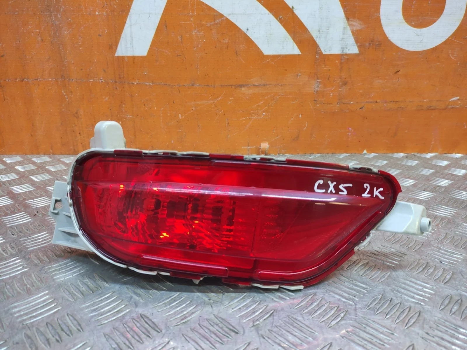 Фонарь противотуманный Mazda CX-5 2017-нв