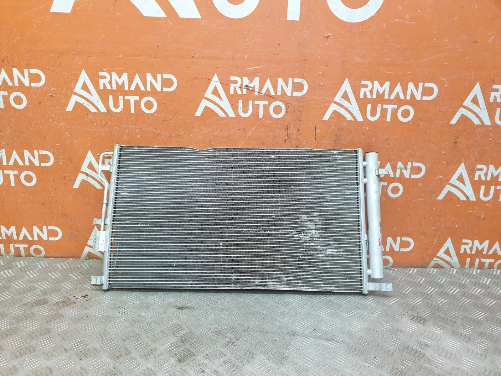 Радиатор кондиционера Hyundai Tucson 2015-2021 3