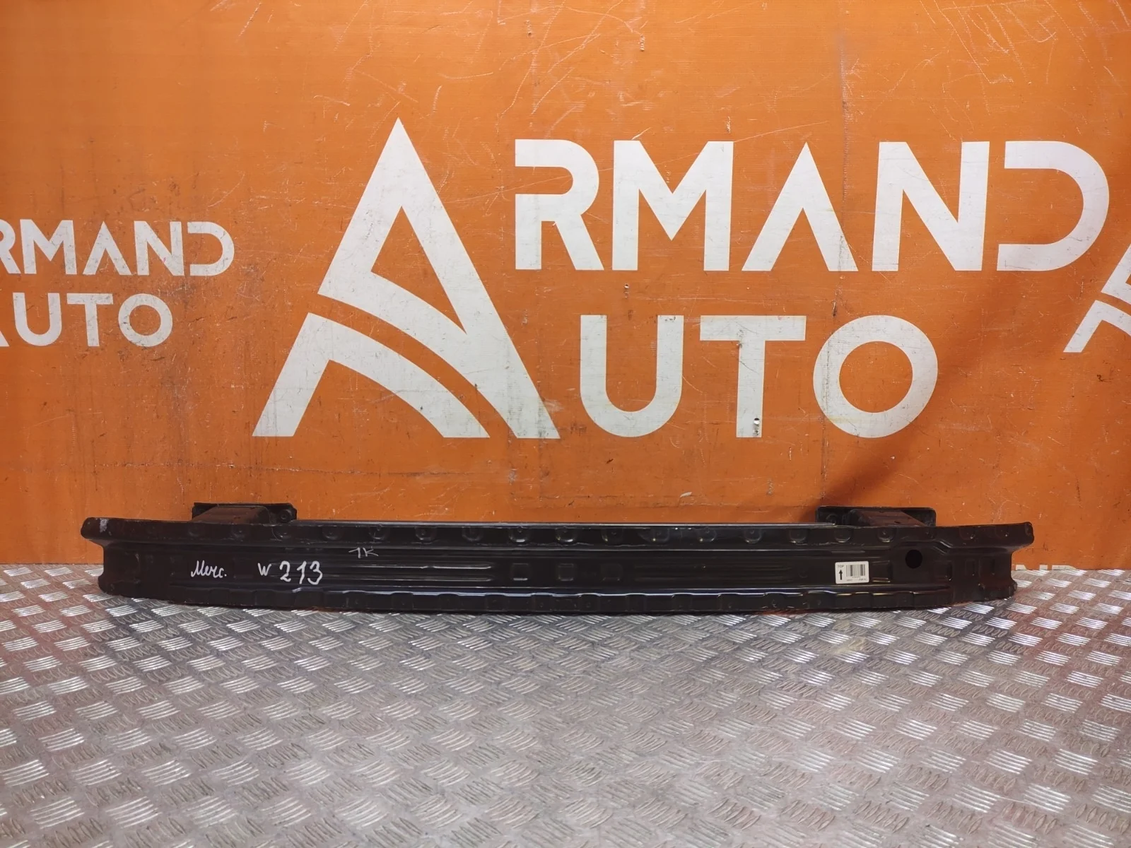 Усилитель бампера Mercedes -Class 2016-нв W213