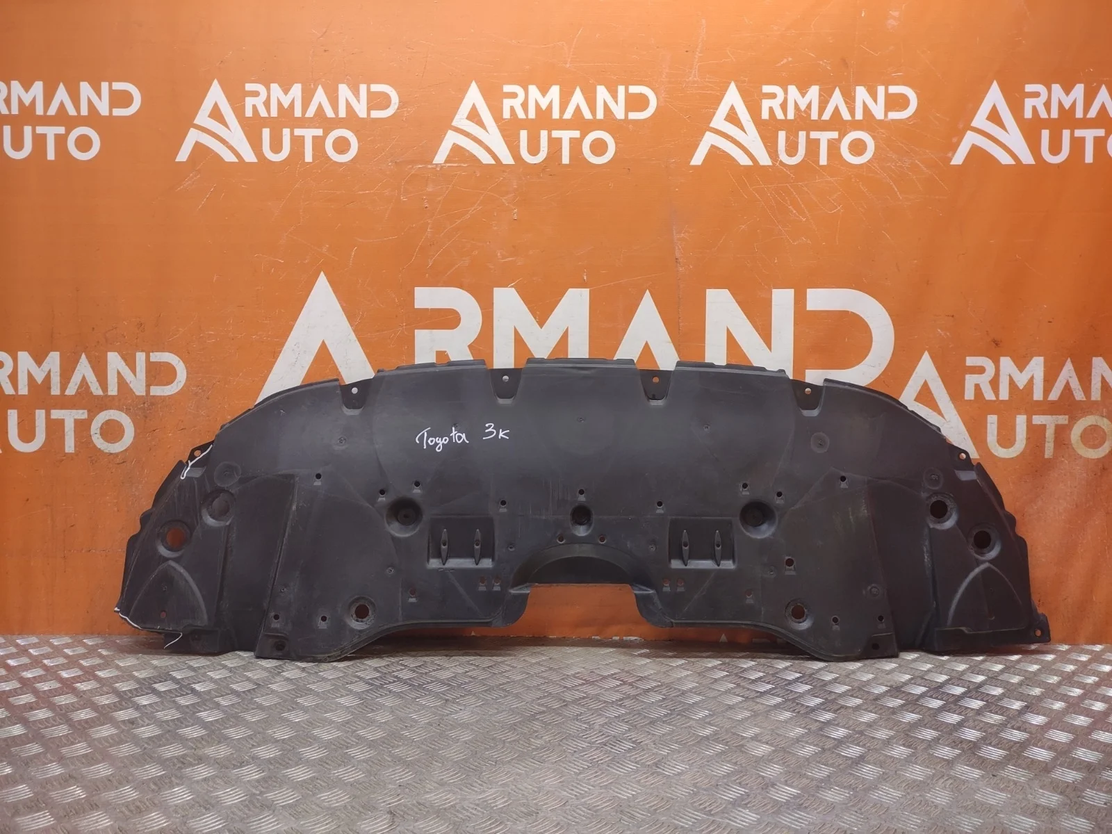 Пыльник бампера Toyota Camry 2020-нв 8 XV70