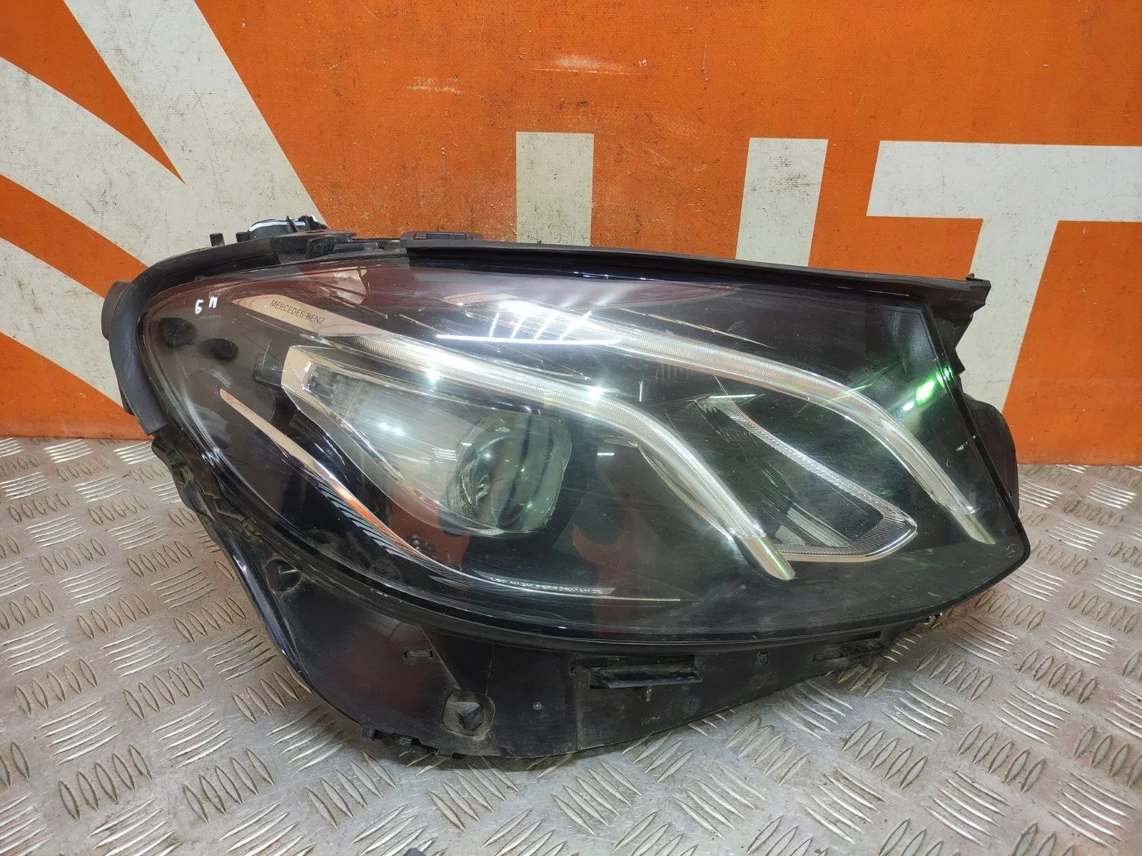 Фара Mercedes -Class 2016-2020 W213, S213, C238