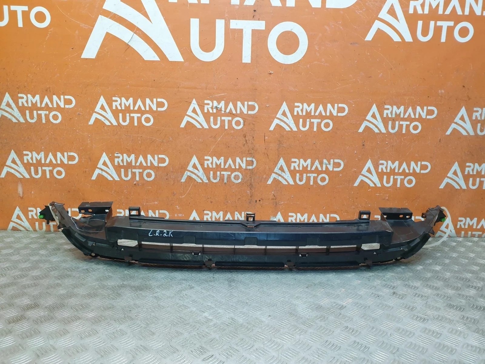 Кронштейн бампера Land Rover Discovery Sport 2014-нв L550