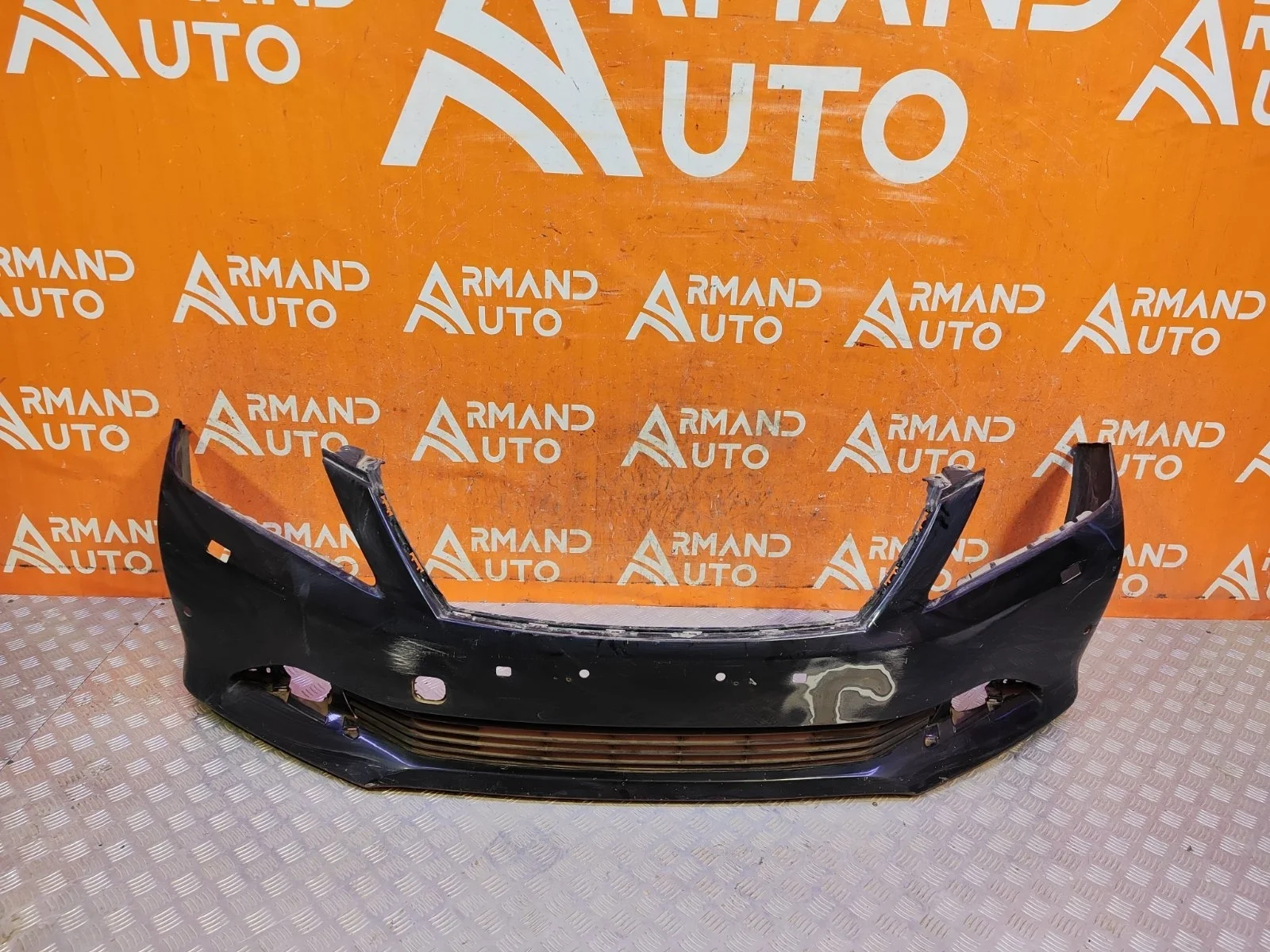 Бампер Toyota Camry 2011-2014 7 XV50