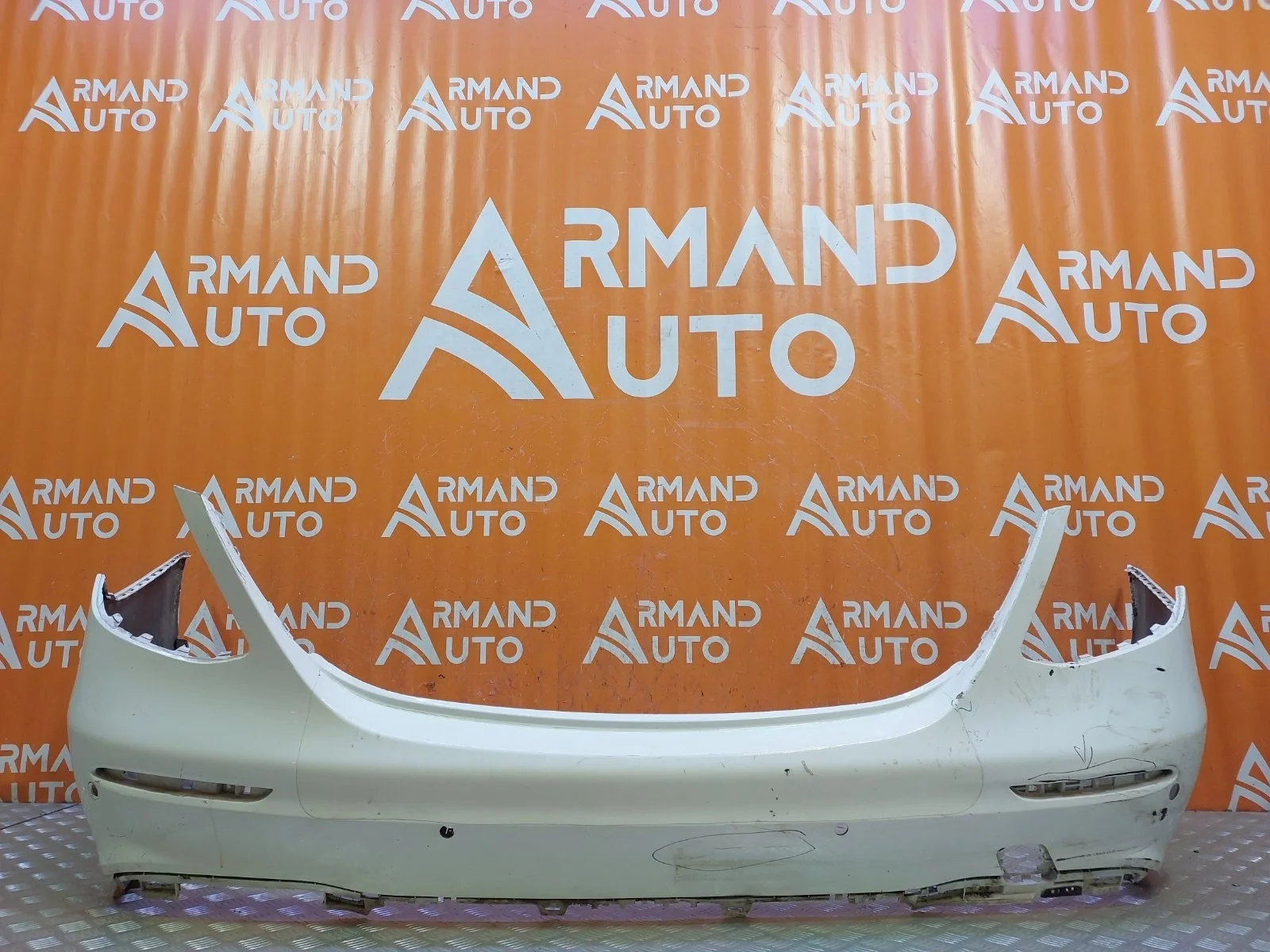 Бампер Mercedes -Class 2016-2020 W213