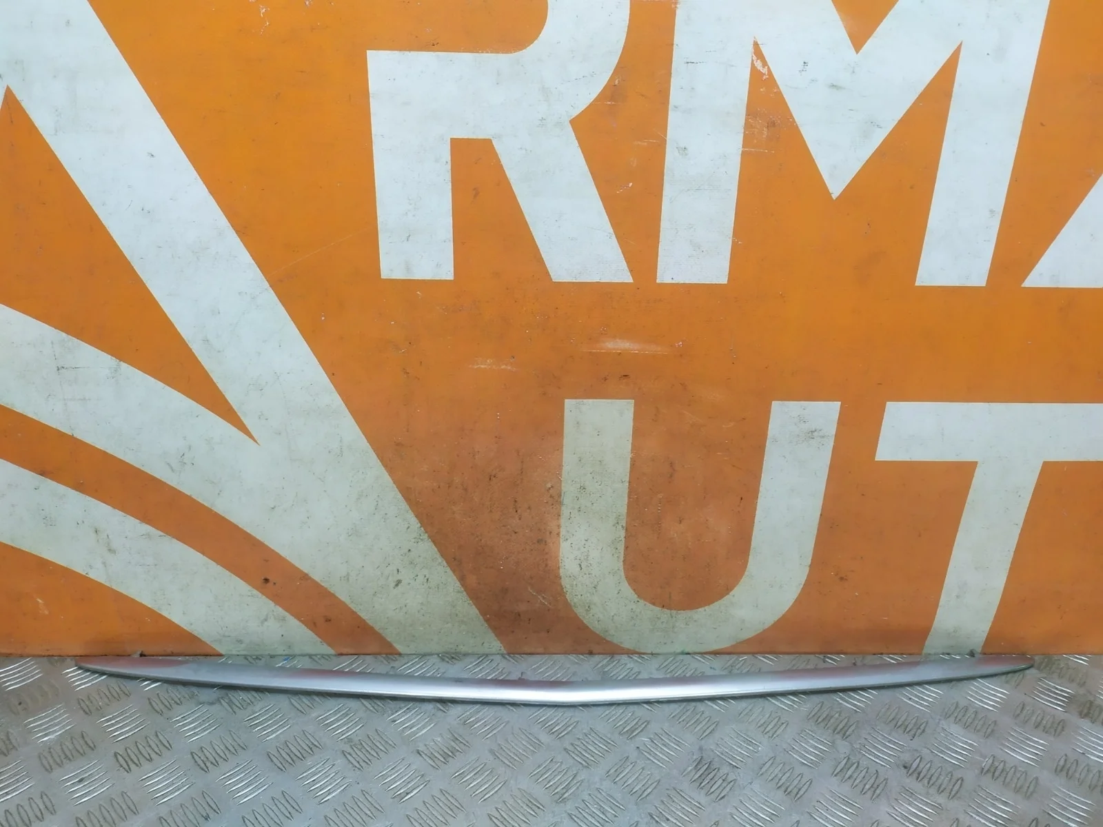 Молдинг бампера Mercedes -Class 2013-2017 W222