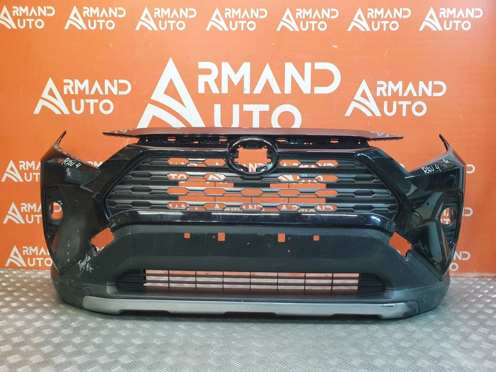 Бампер Toyota RAV4 2018-нв 5 XA50