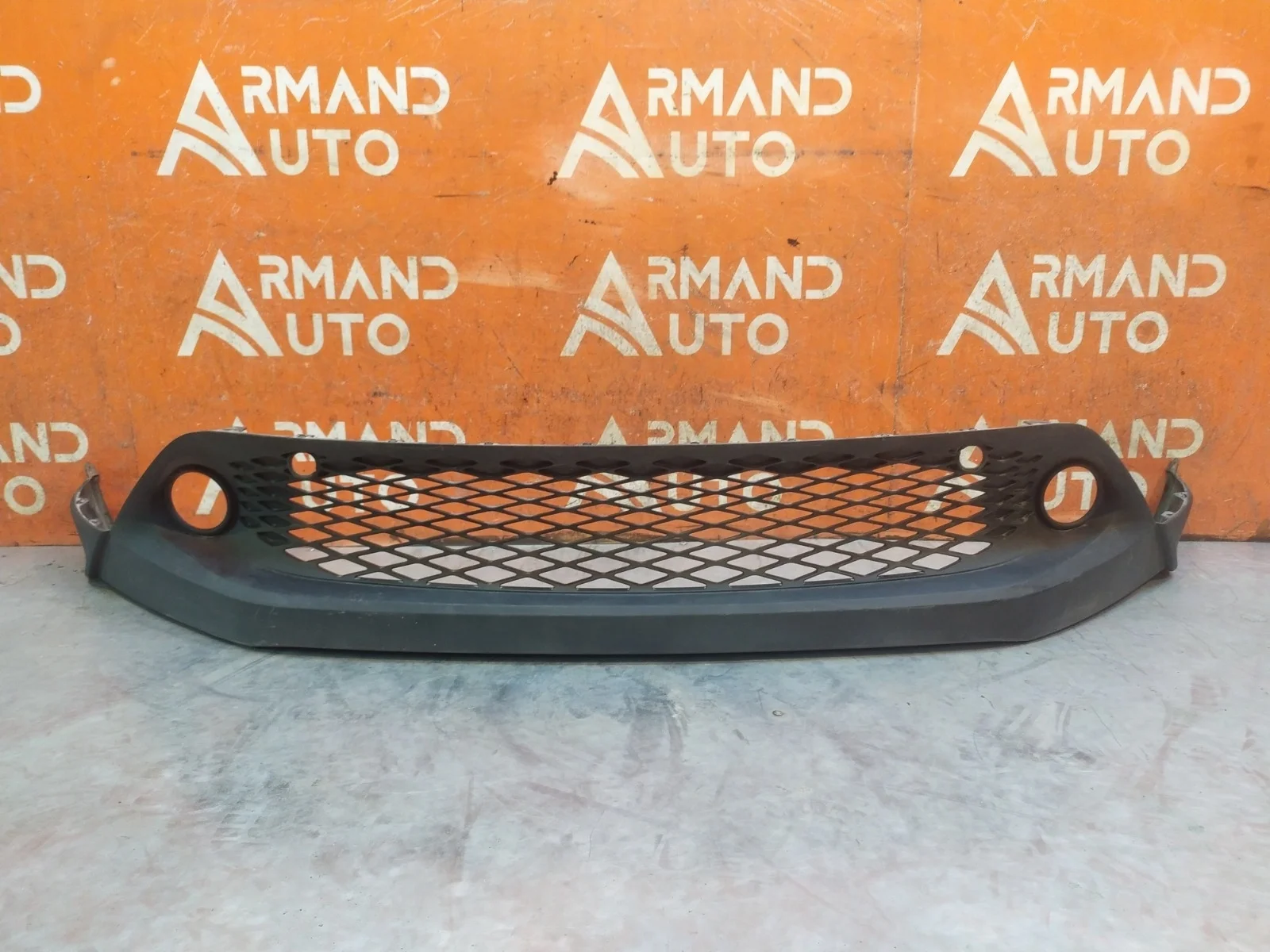 Юбка бампера Toyota C-HR 2016-2019