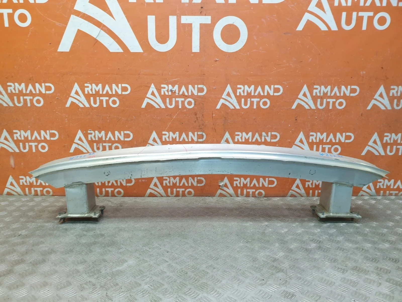 Усилитель бампера Mercedes -Class 2013-2020 W222