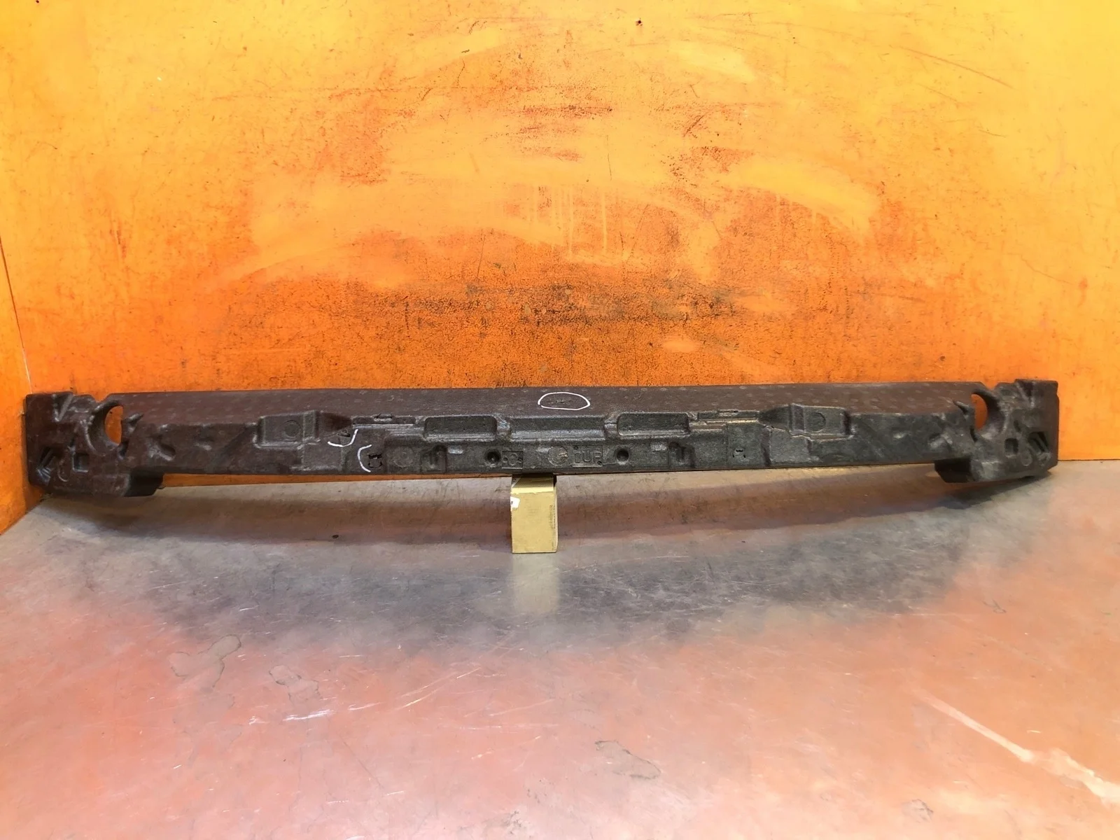 Абсорбер бампера Toyota Camry 2020-нв 8 XV70