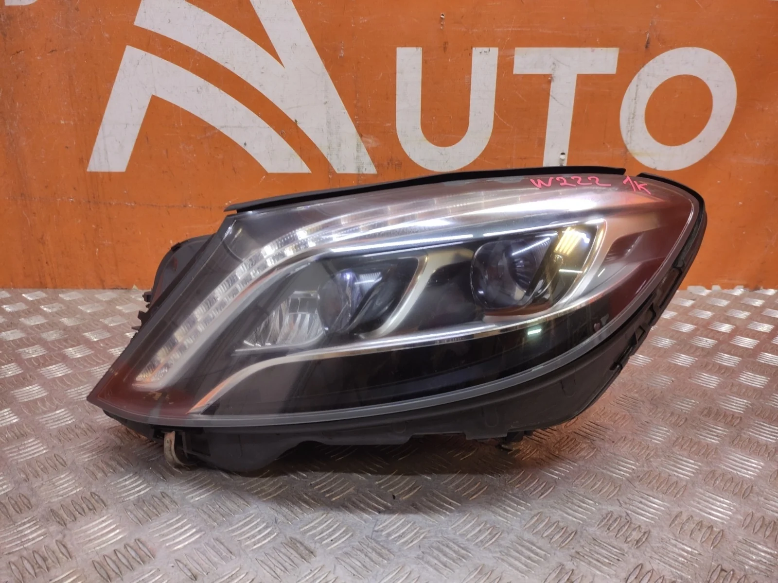 Фара Mercedes -Class 2013-2017 W222