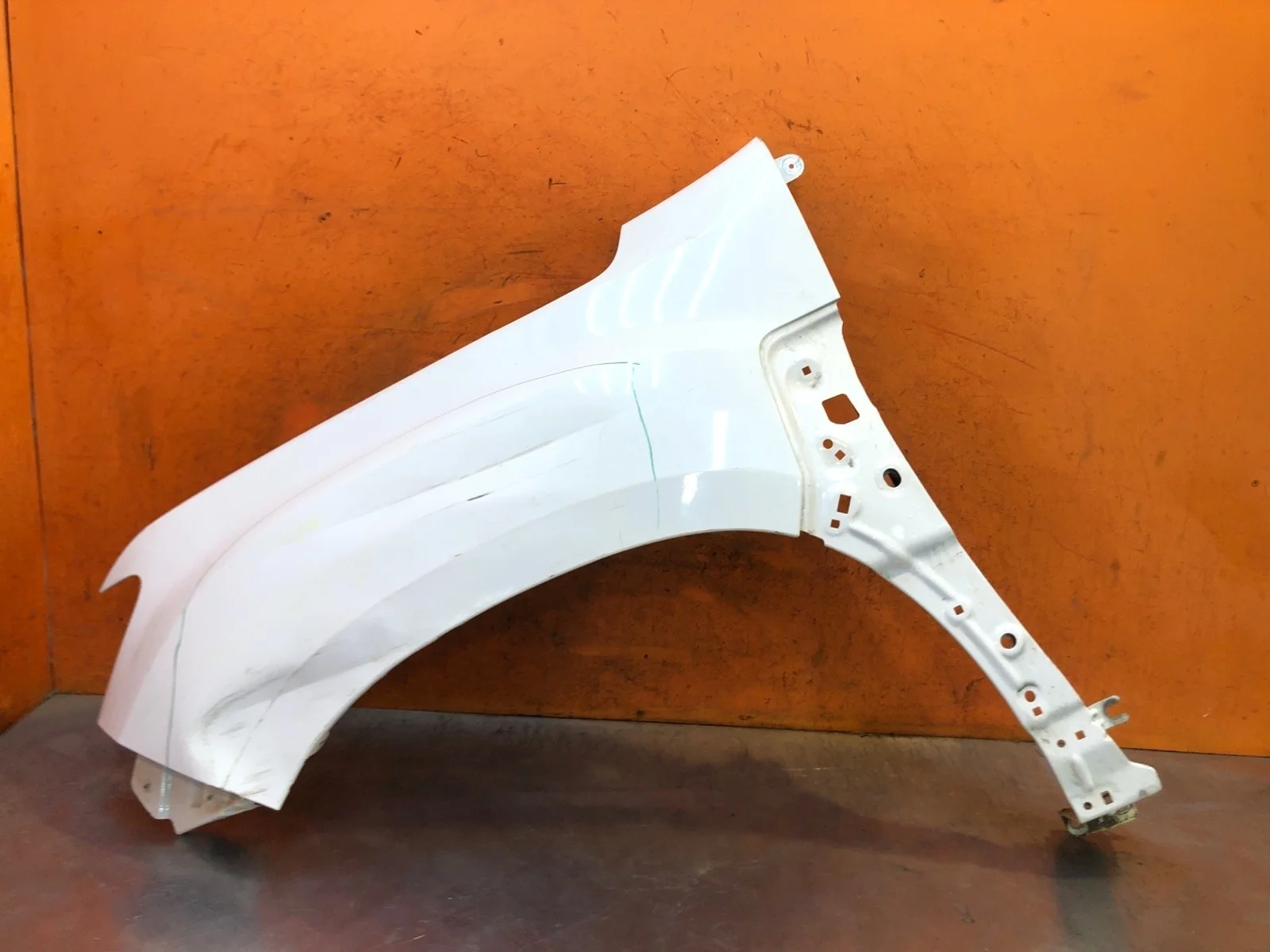 Крыло RENAULT Duster 2021-нв