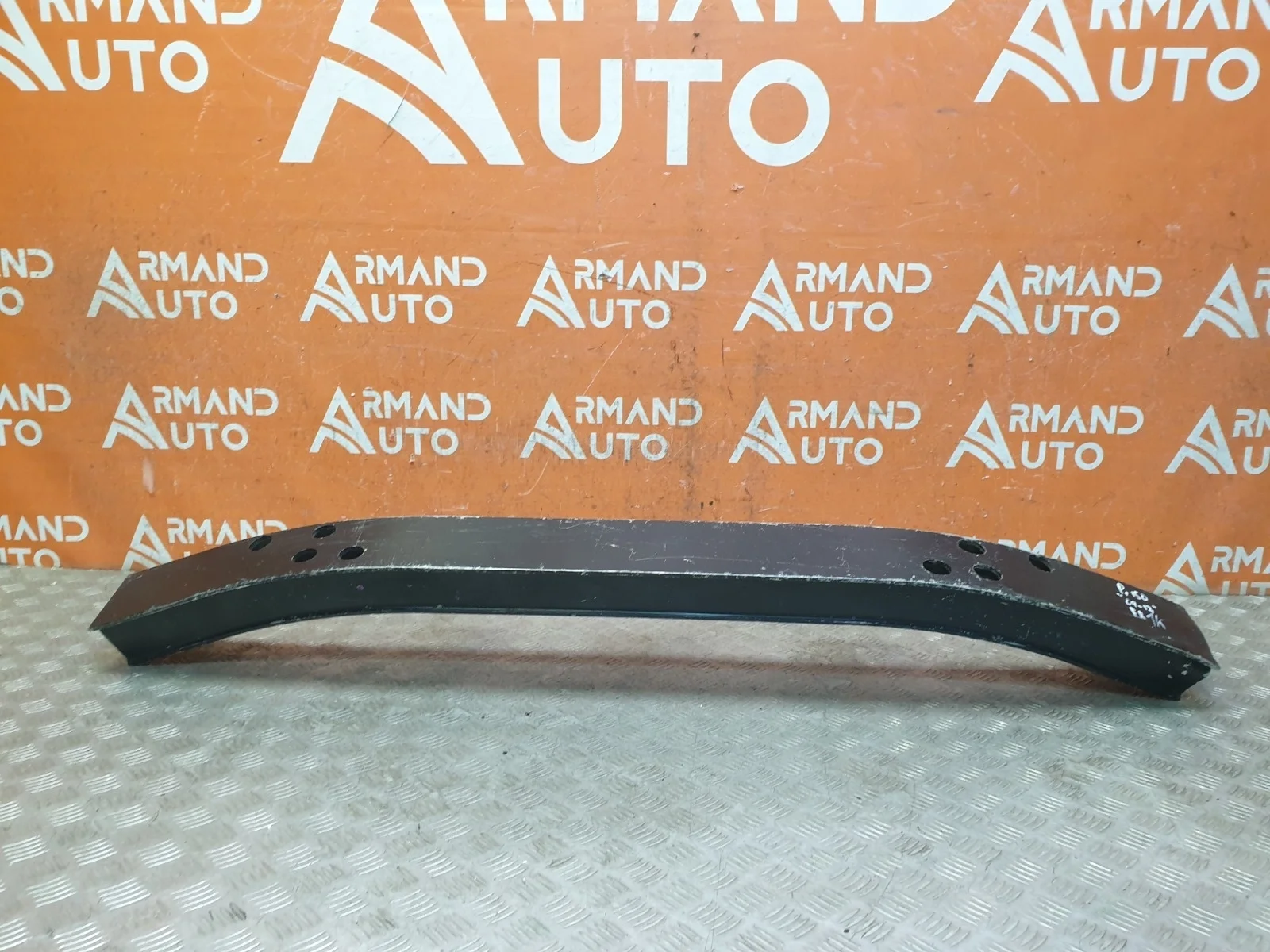 Усилитель бампера Toyota Land Cruiser Prado 2013-2017 150