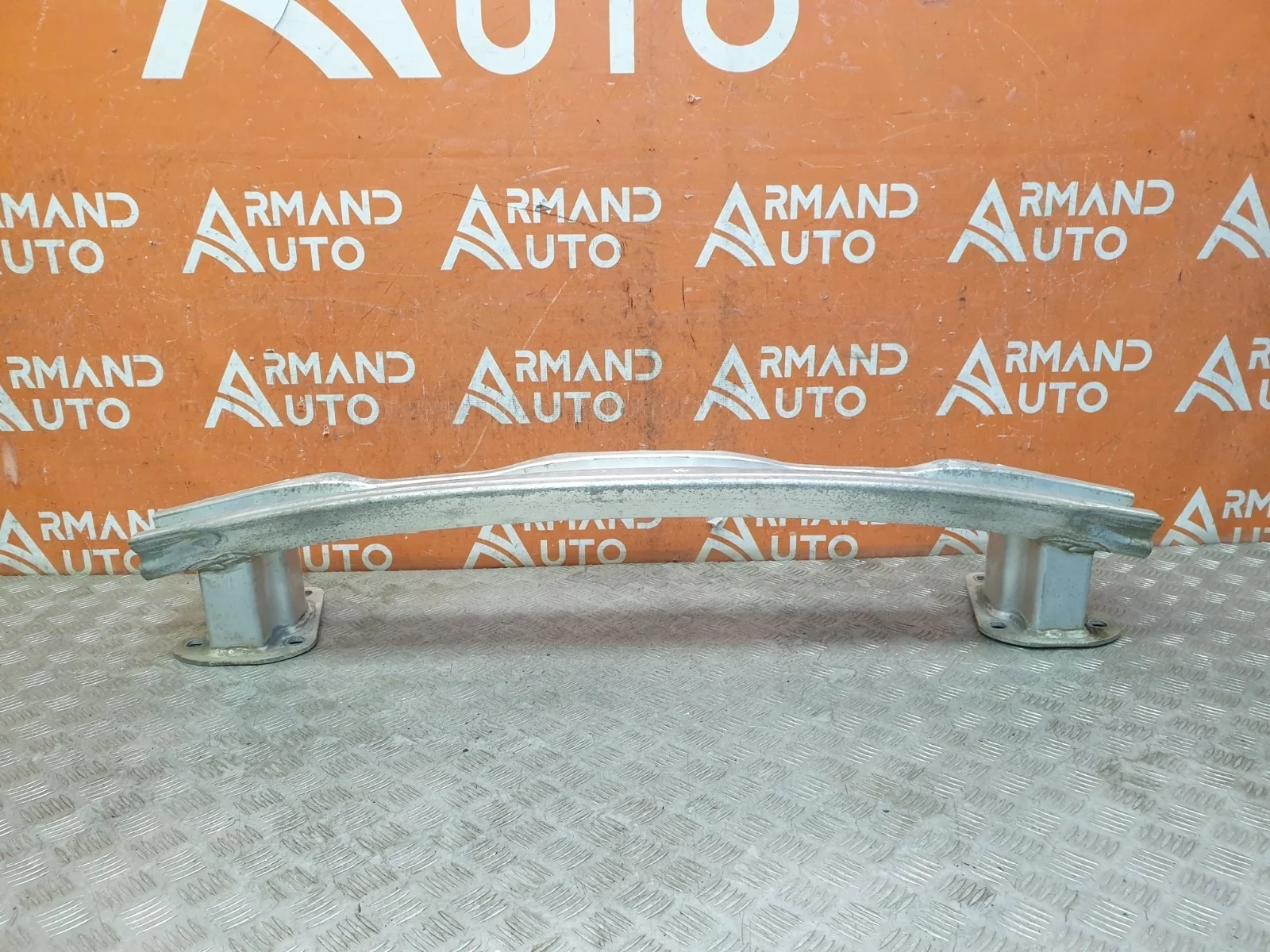 Усилитель бампера Audi Q7 2015-нв 4M