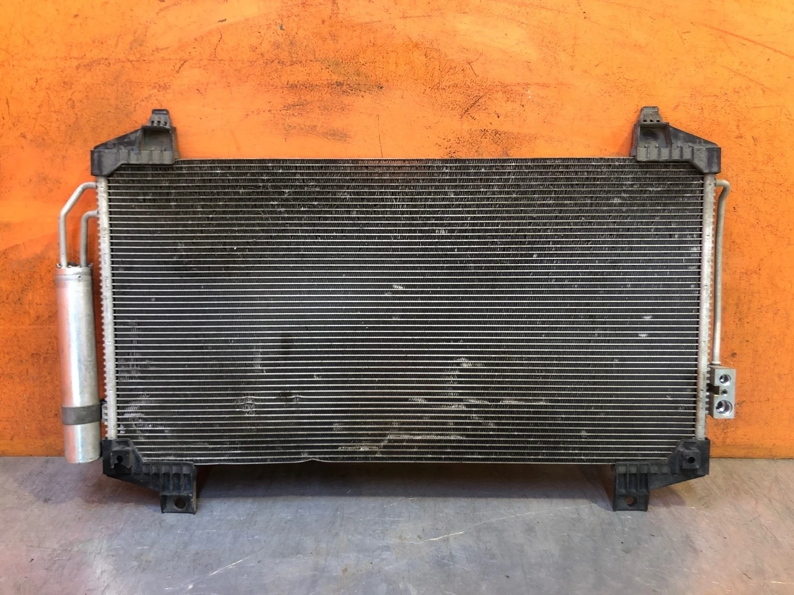 Радиатор кондиционера Mitsubishi Outlander 2012-нв 3