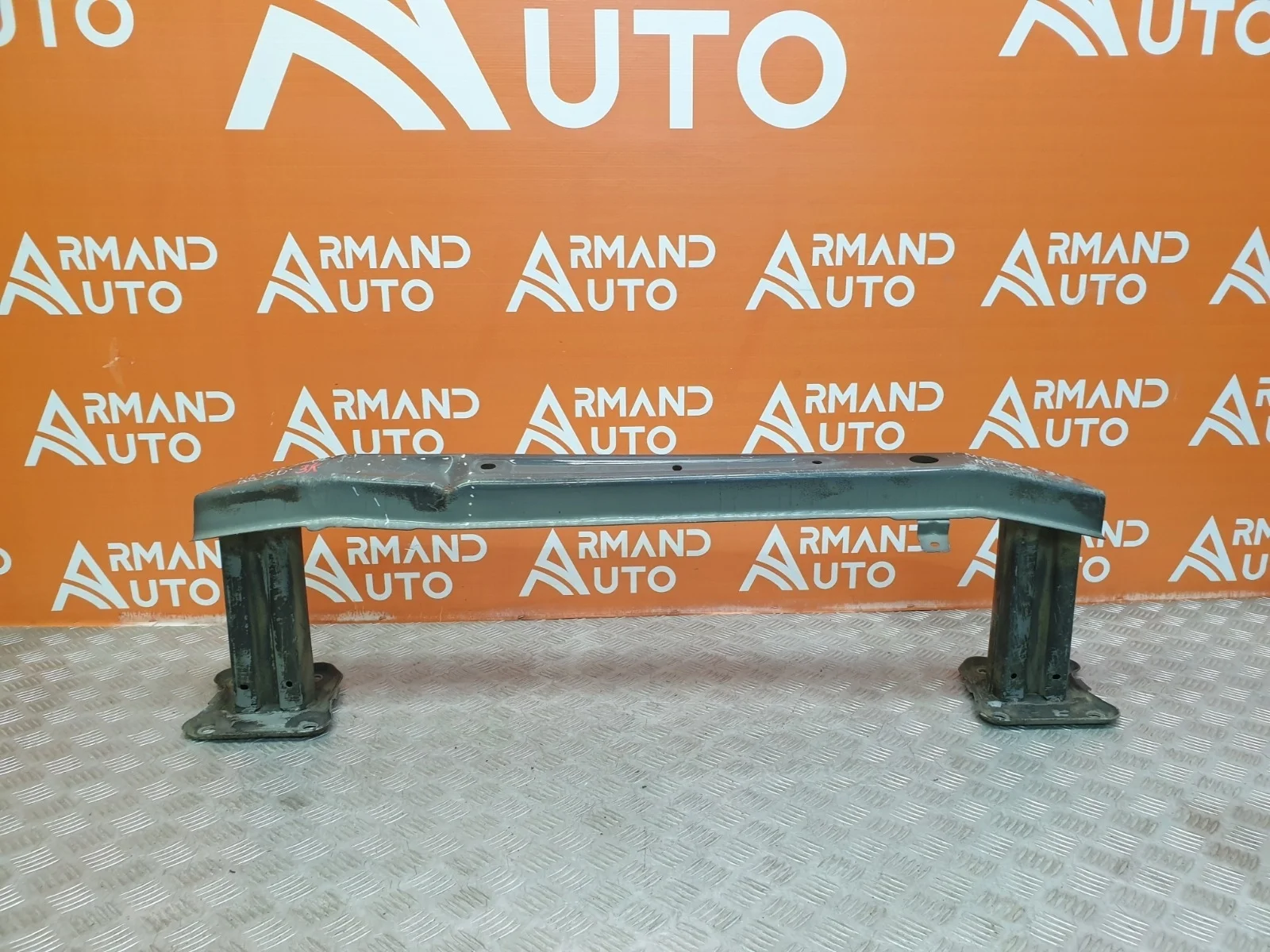 Усилитель бампера Mazda 3 2009-2013 BL