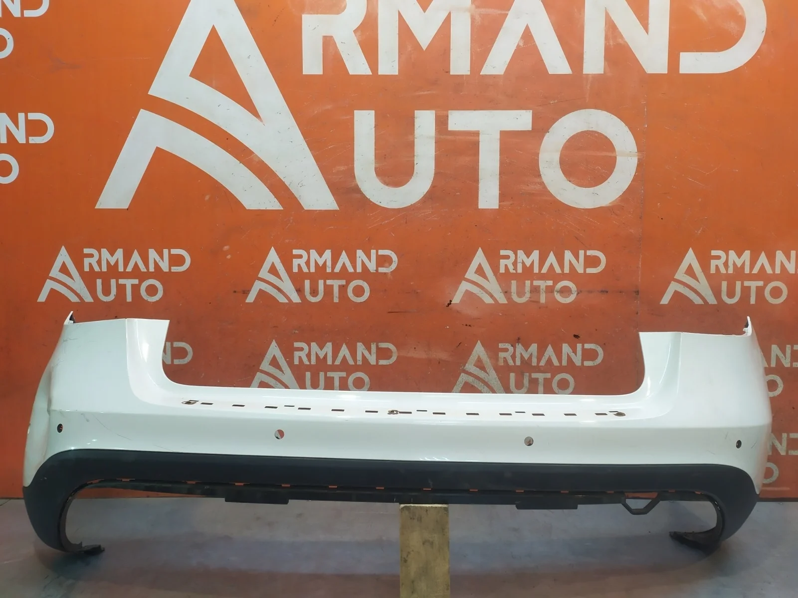 Бампер Mercedes GLA-Class 2013-2017 X156