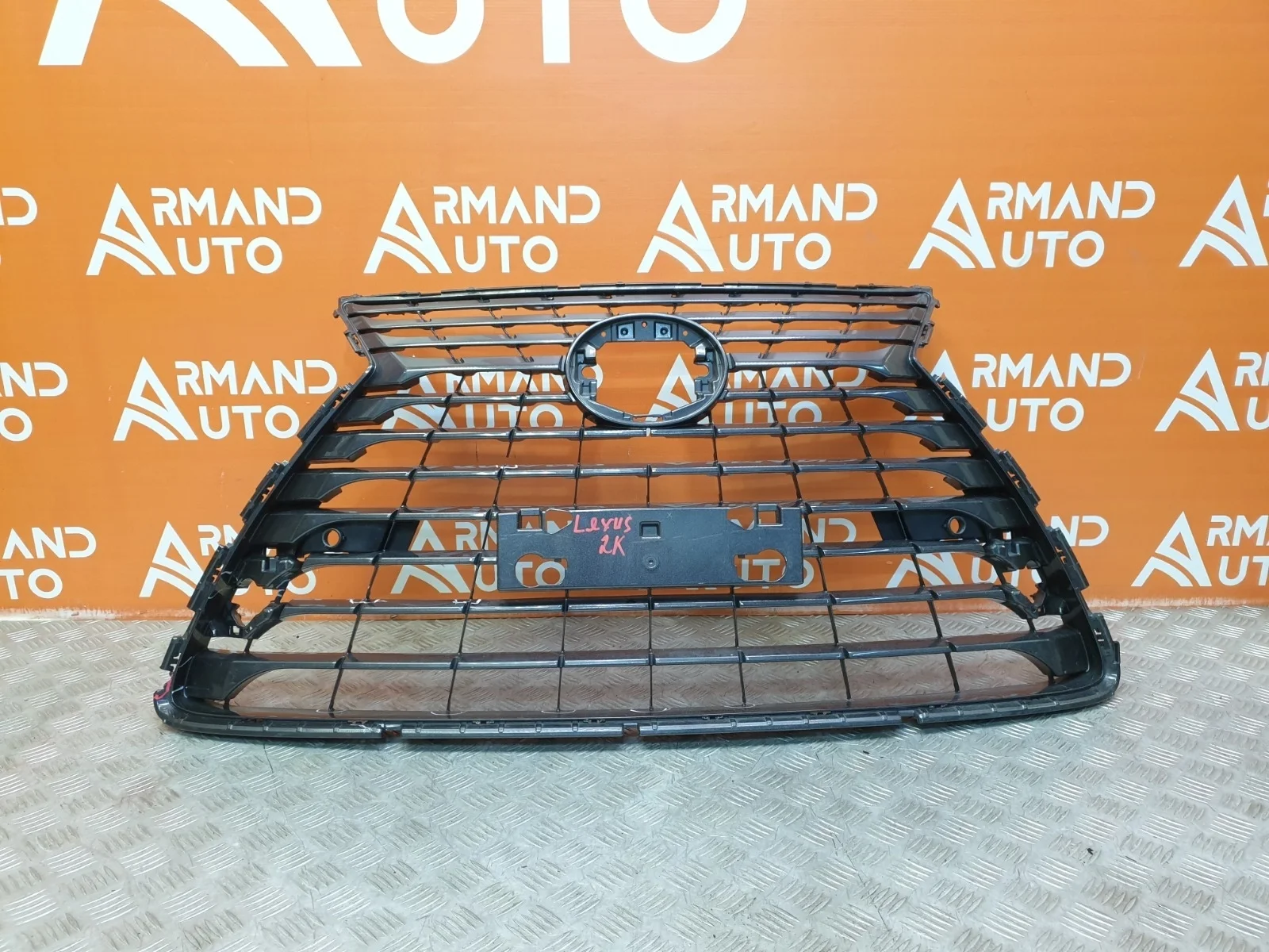 Решетка радиатора Lexus NX 2017-2021