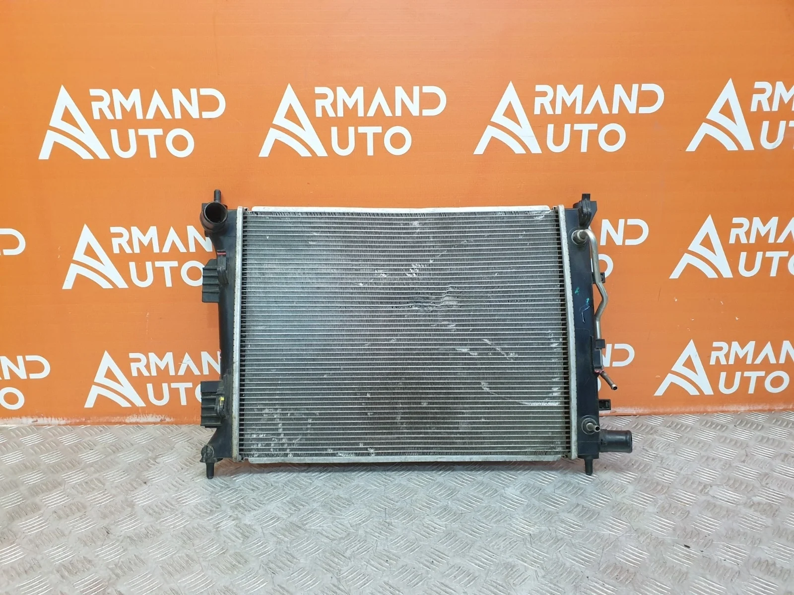 Радиатор двигателя (двс) Hyundai I20 2014-нв