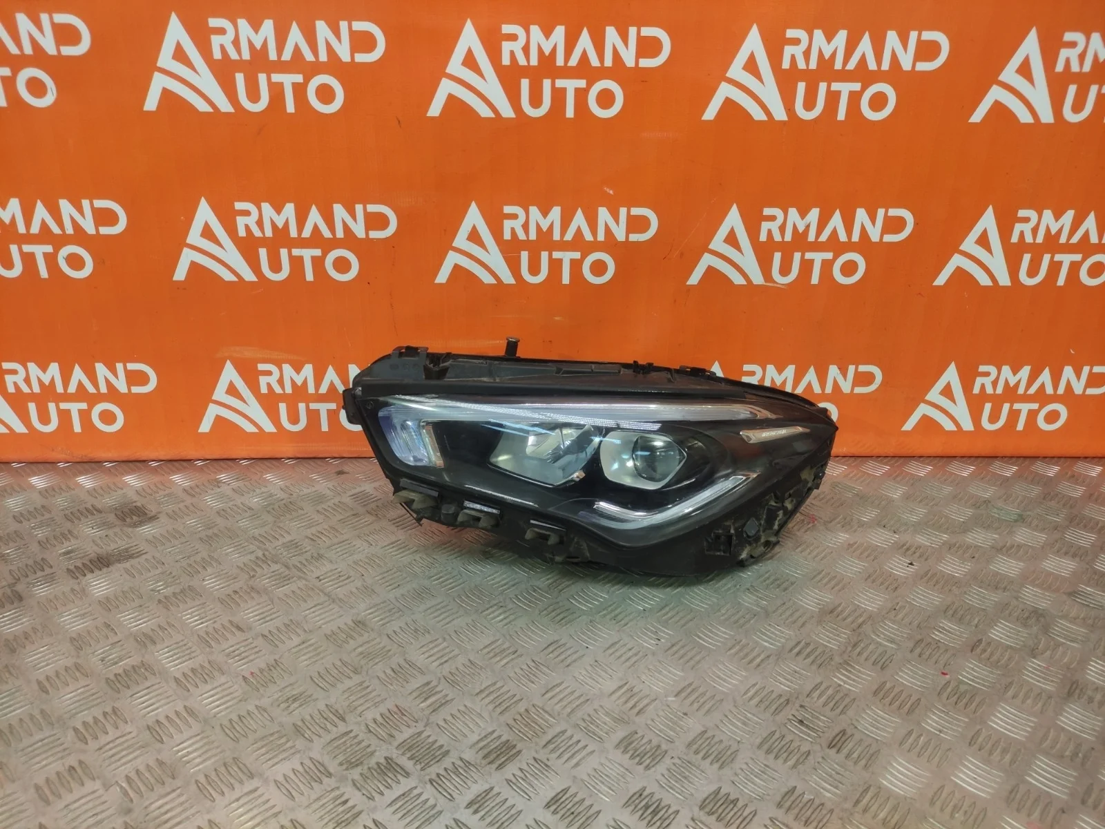 Фара Mercedes CLA-Class 2019-нв C118