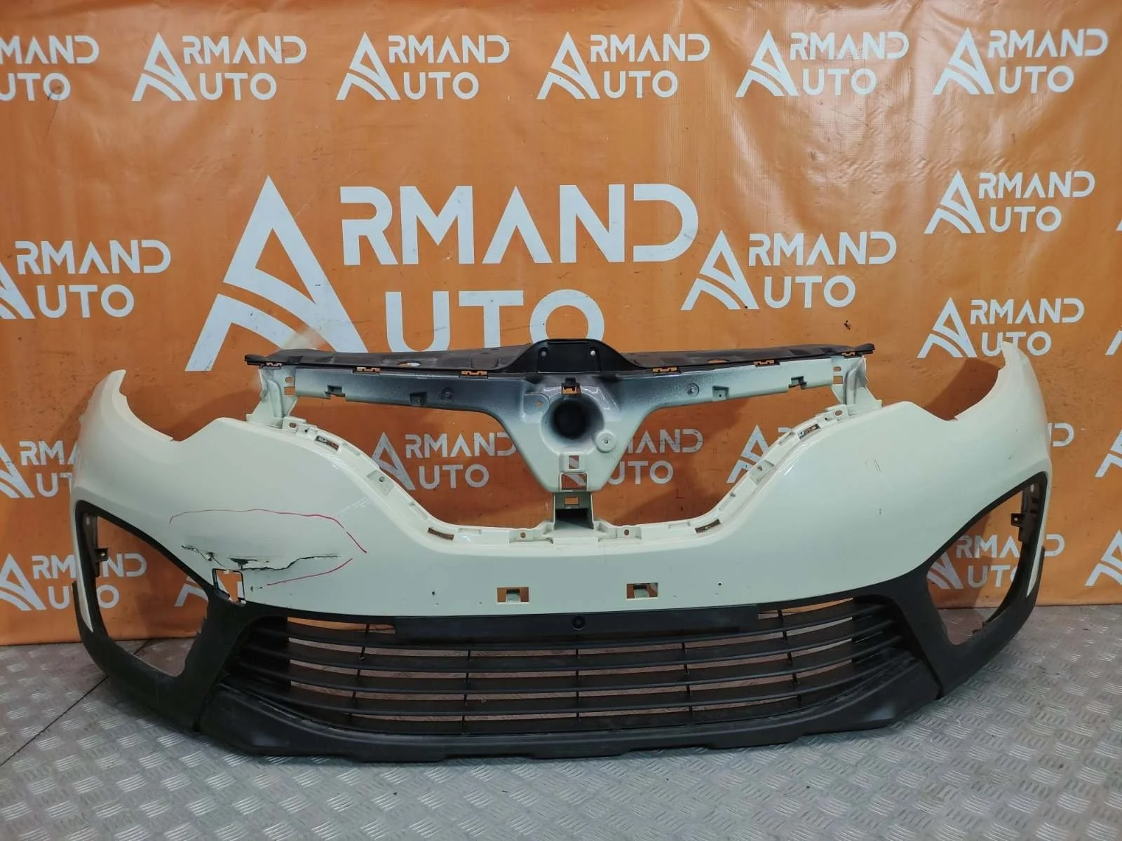 Бампер RENAULT Kaptur 2016-нв